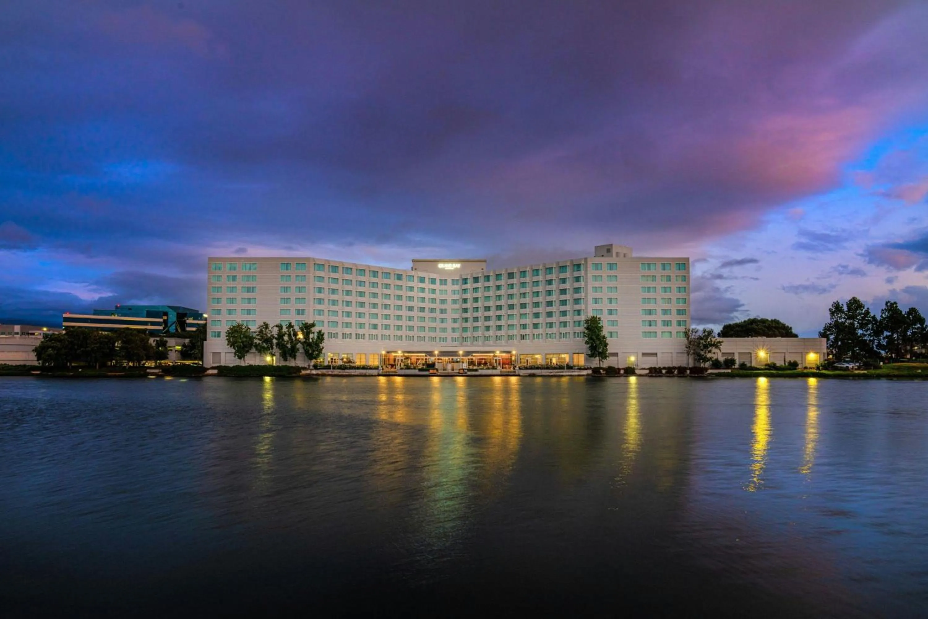 Property building in Grand Bay Hotel San Francisco