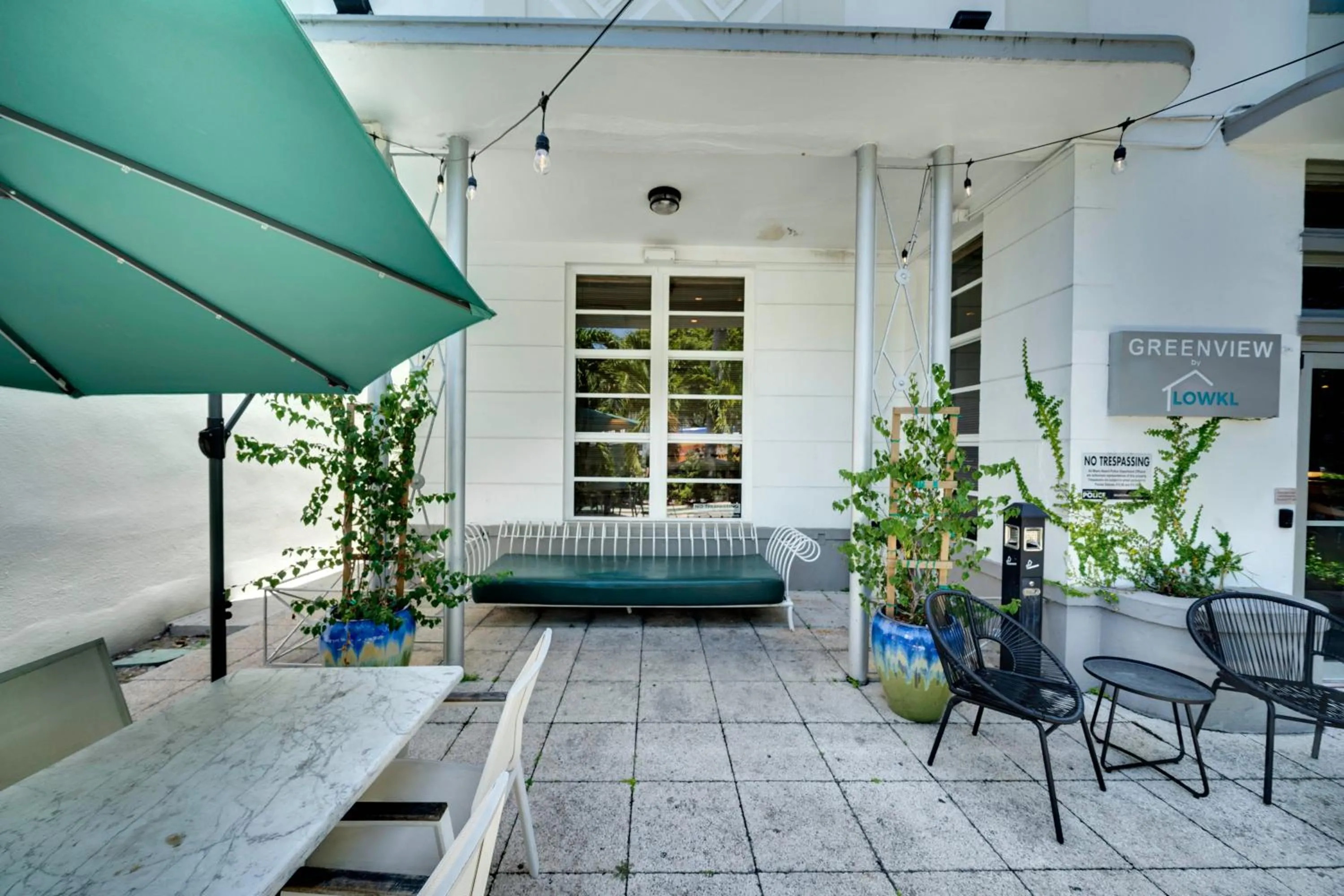 Property building in Greenview Hotel By Lowkl