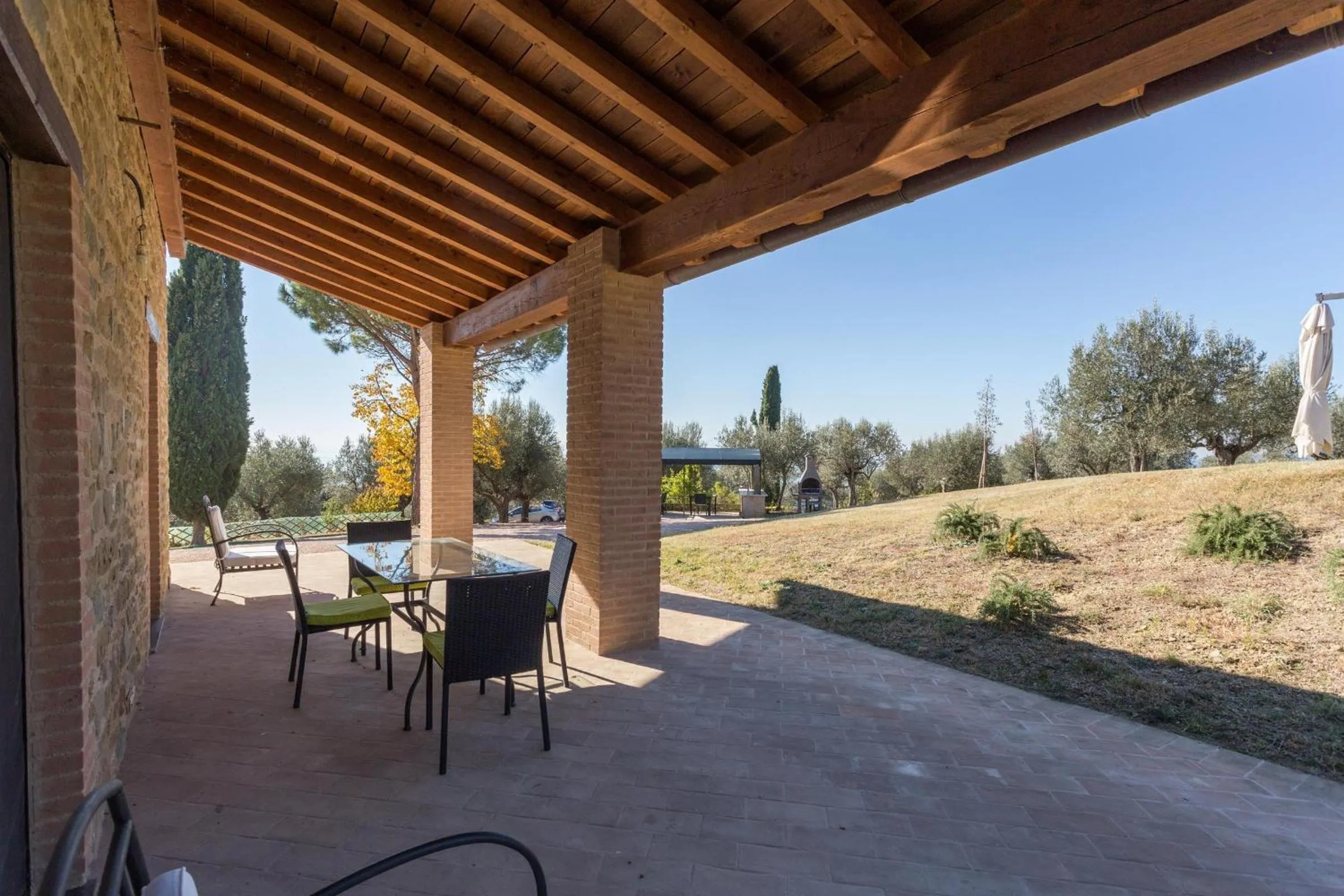 Decorative detail in Antico Casale Tiravento