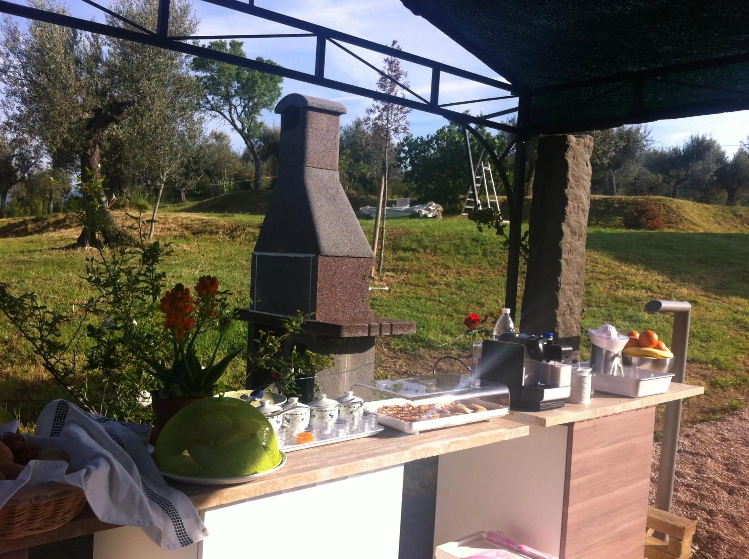 Food and drinks in Antico Casale Tiravento