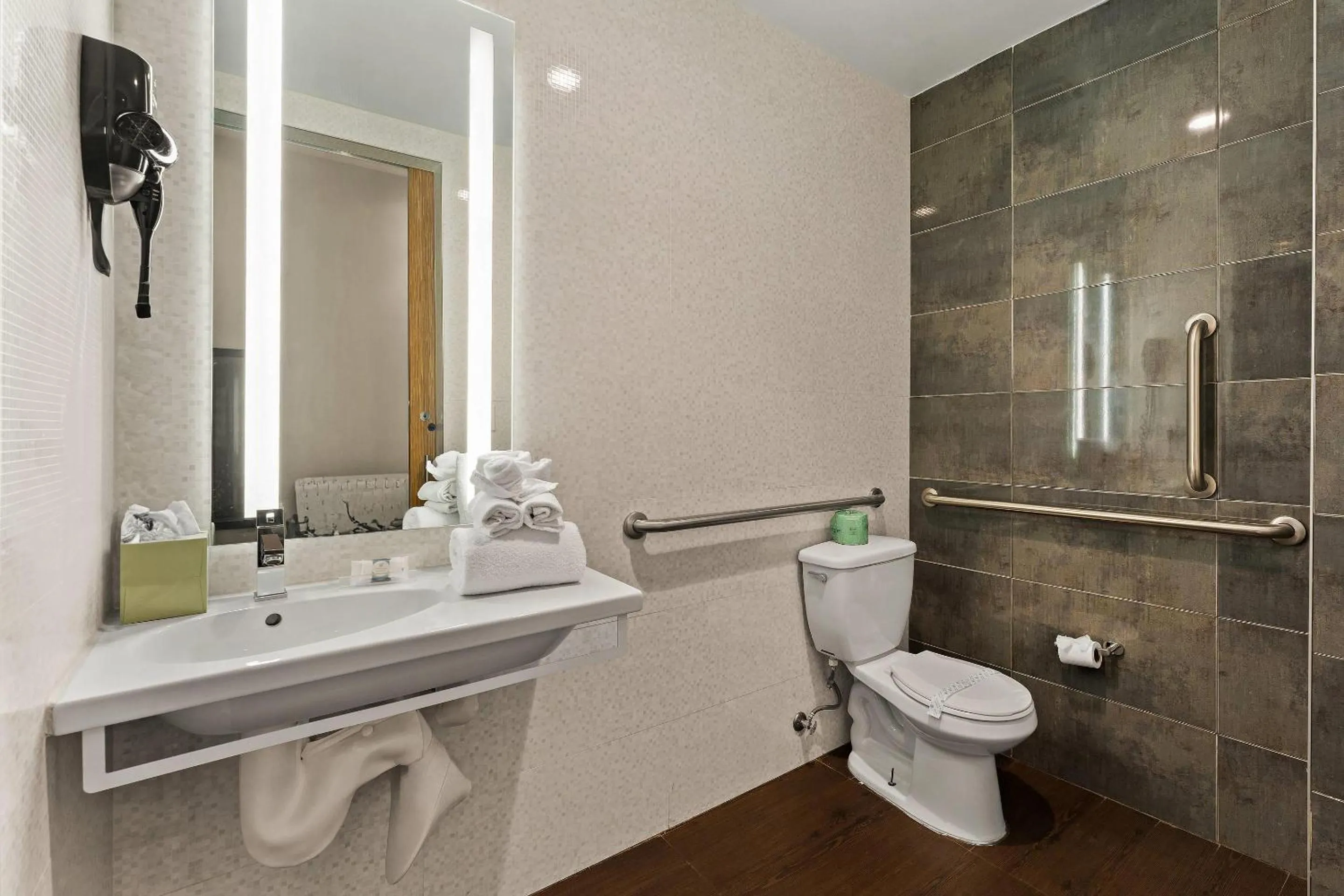 Bedroom in Quality Inn Philadelphia Center City