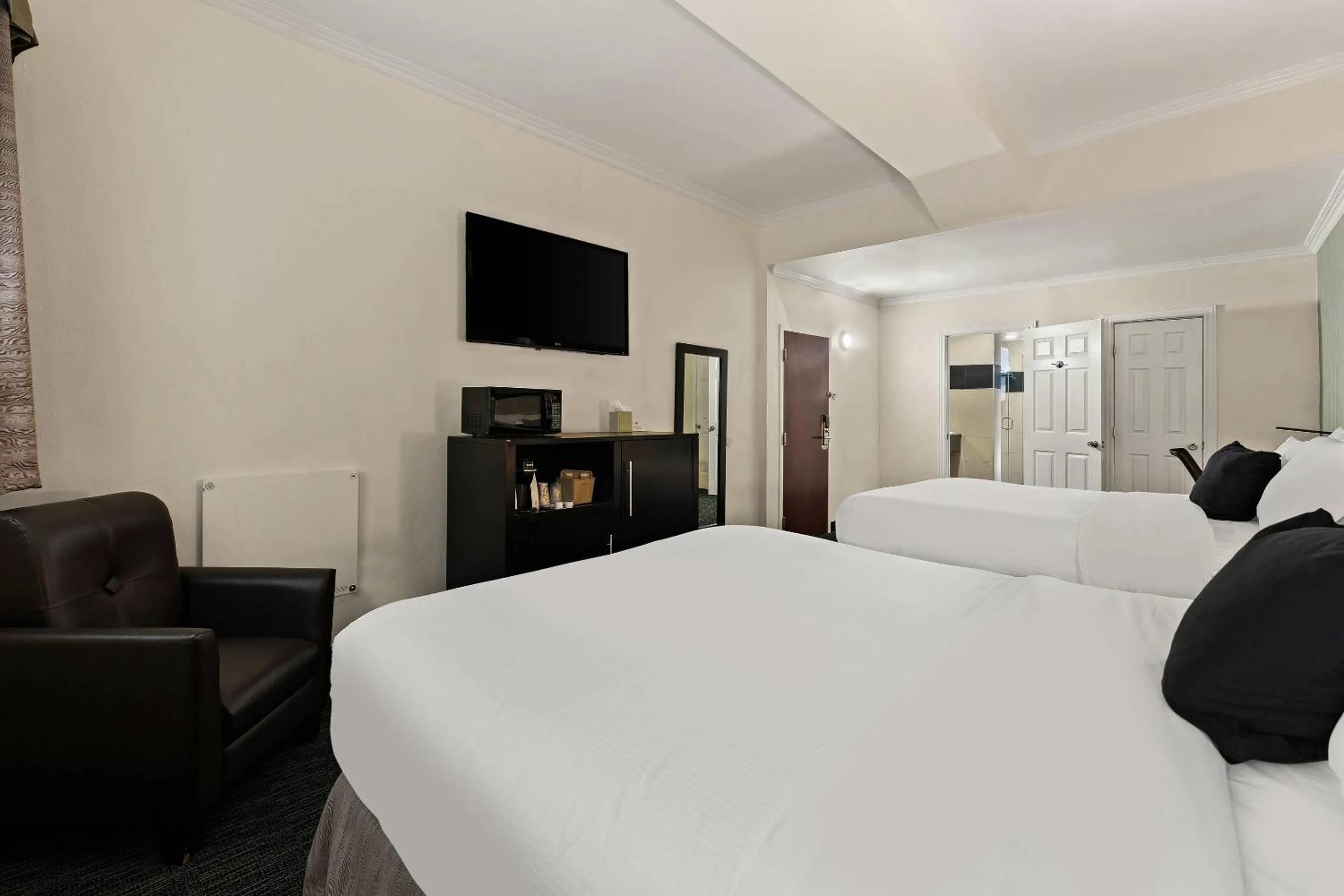 Bedroom, Bed in Quality Inn Philadelphia Center City