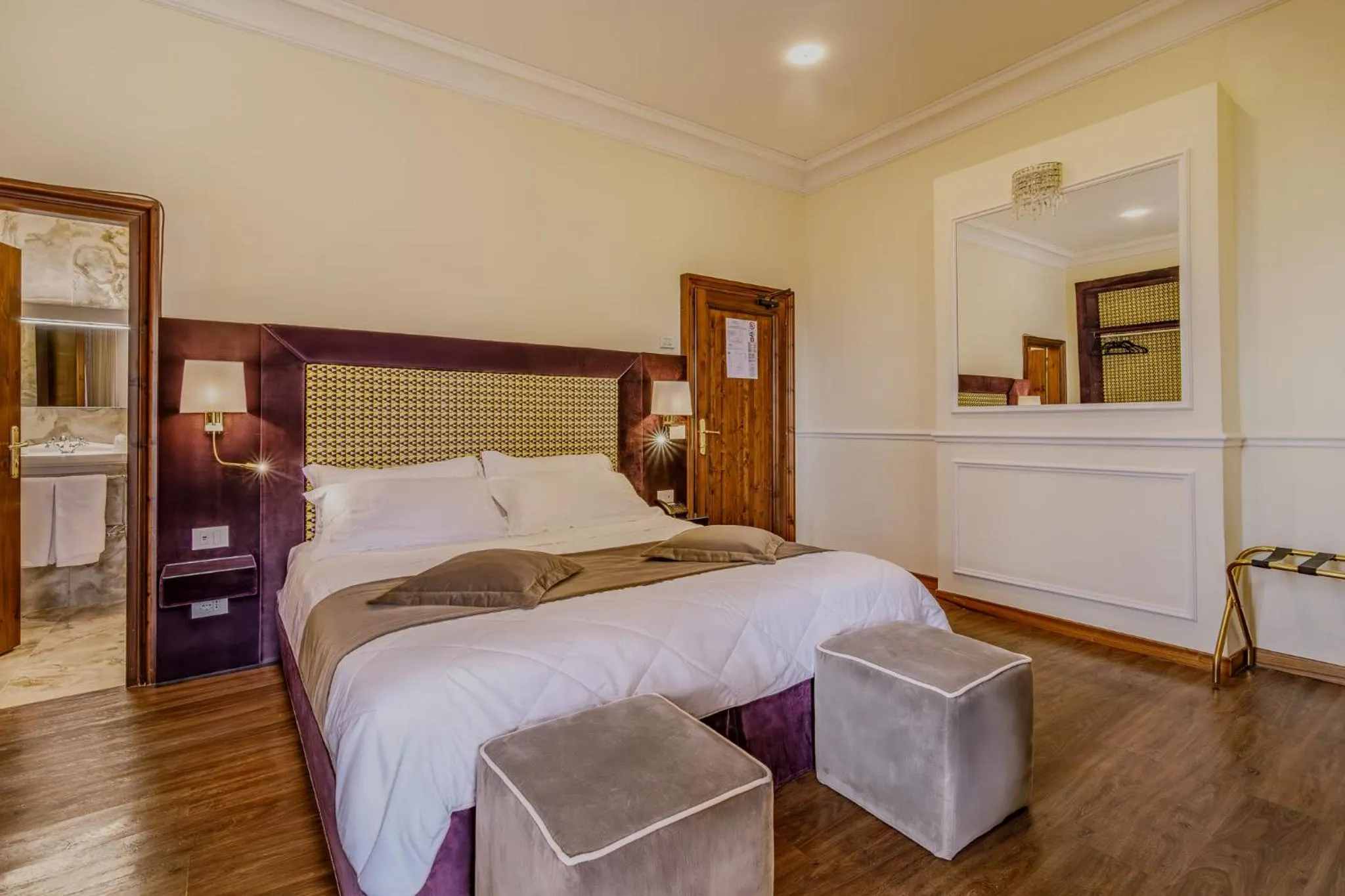 Bed in Villa Lecchi Hotel Wellness