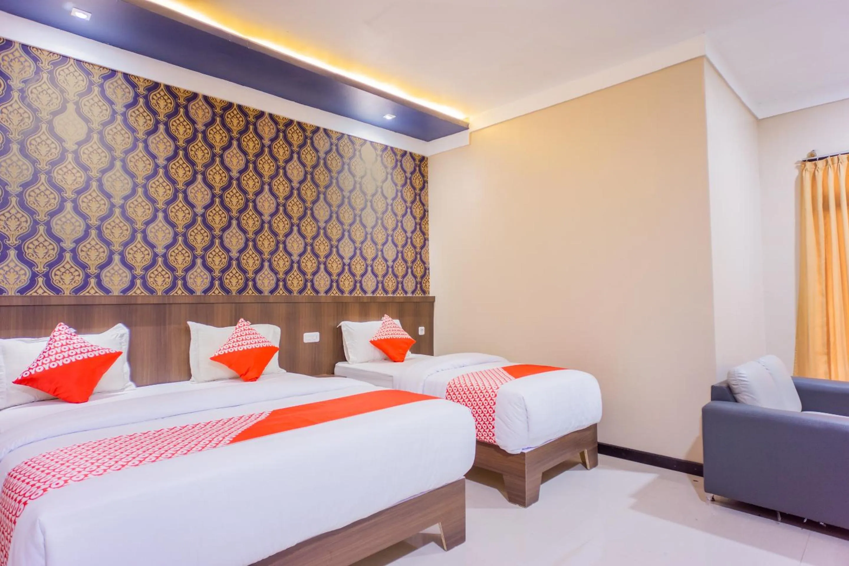 Bedroom, Bed in Hotel O Wisma Kuta Karang