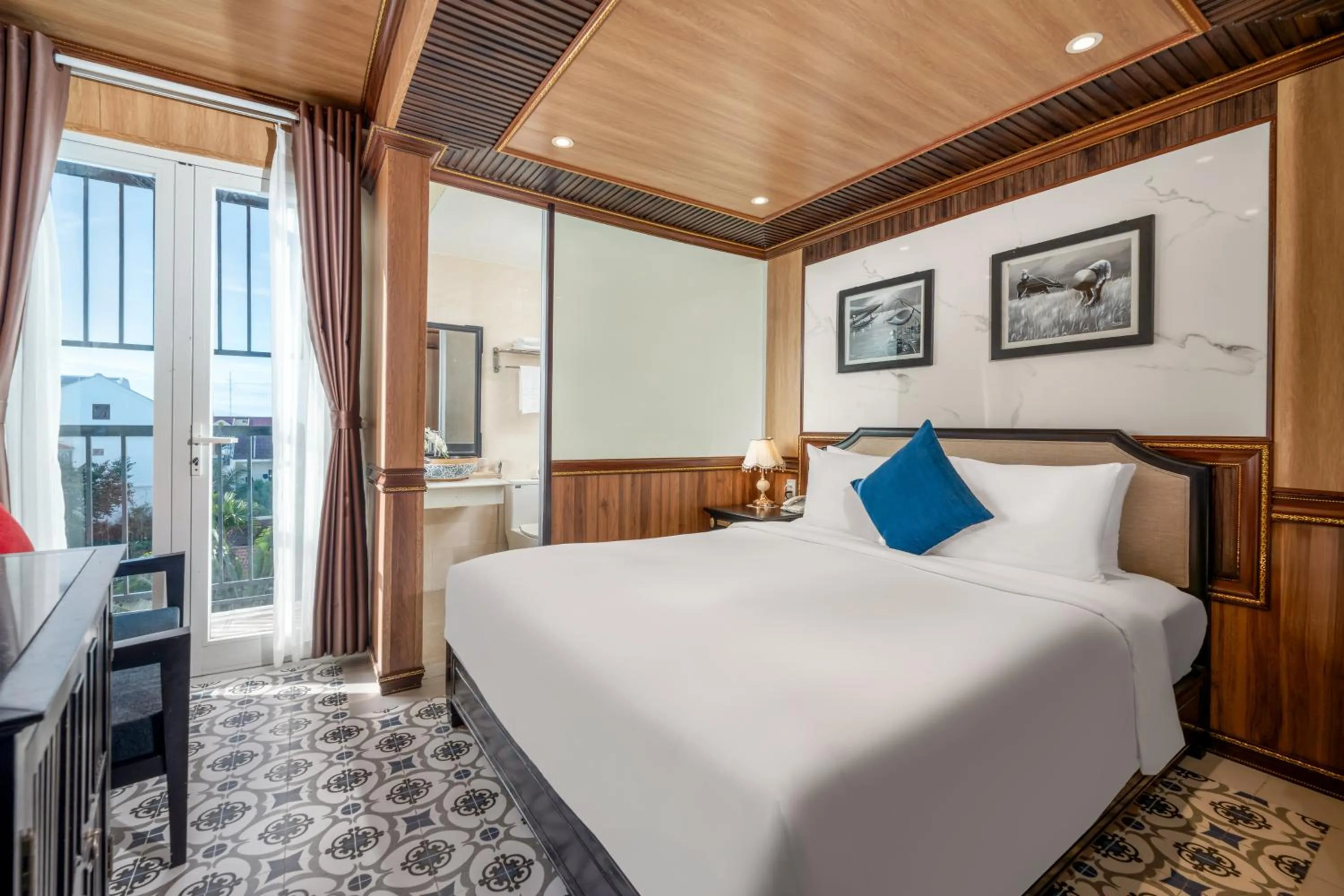 Bed in Hoi An Blue Sky Boutique Hotel & Spa