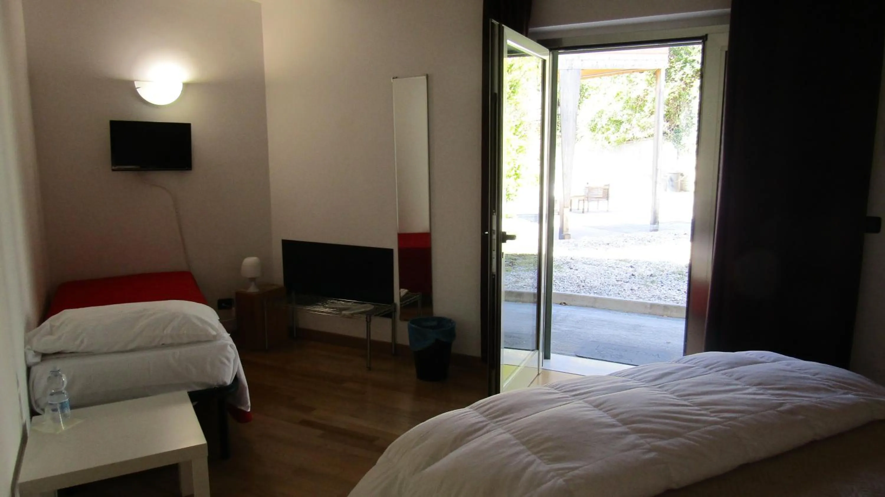 Photo of the whole room, Bed in B&B Oasi Vetoio