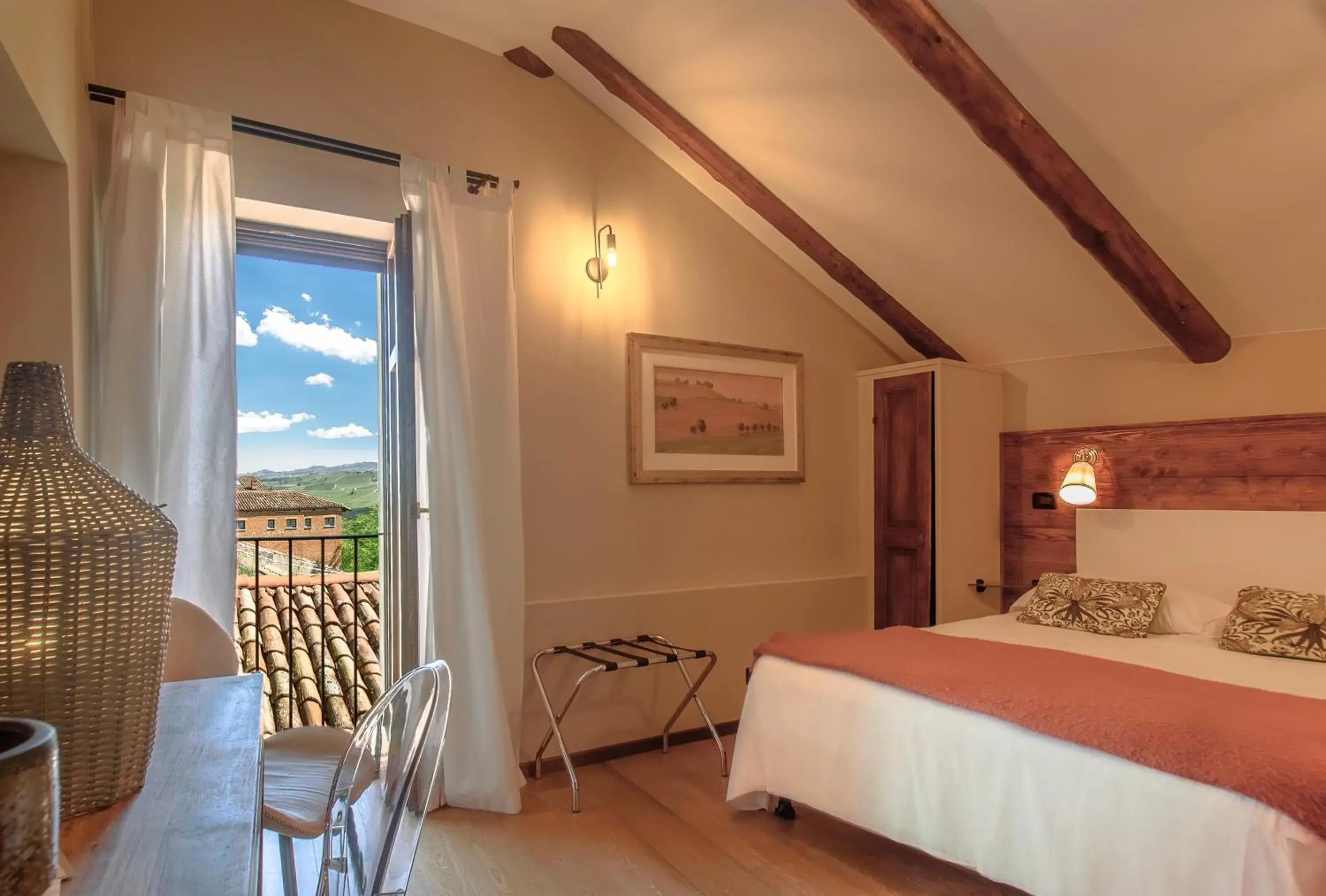 Standard Double Room - single occupancy in La Giolitta Accomodations Standard Double Room - single occupancy in La Giolitta Accomodations