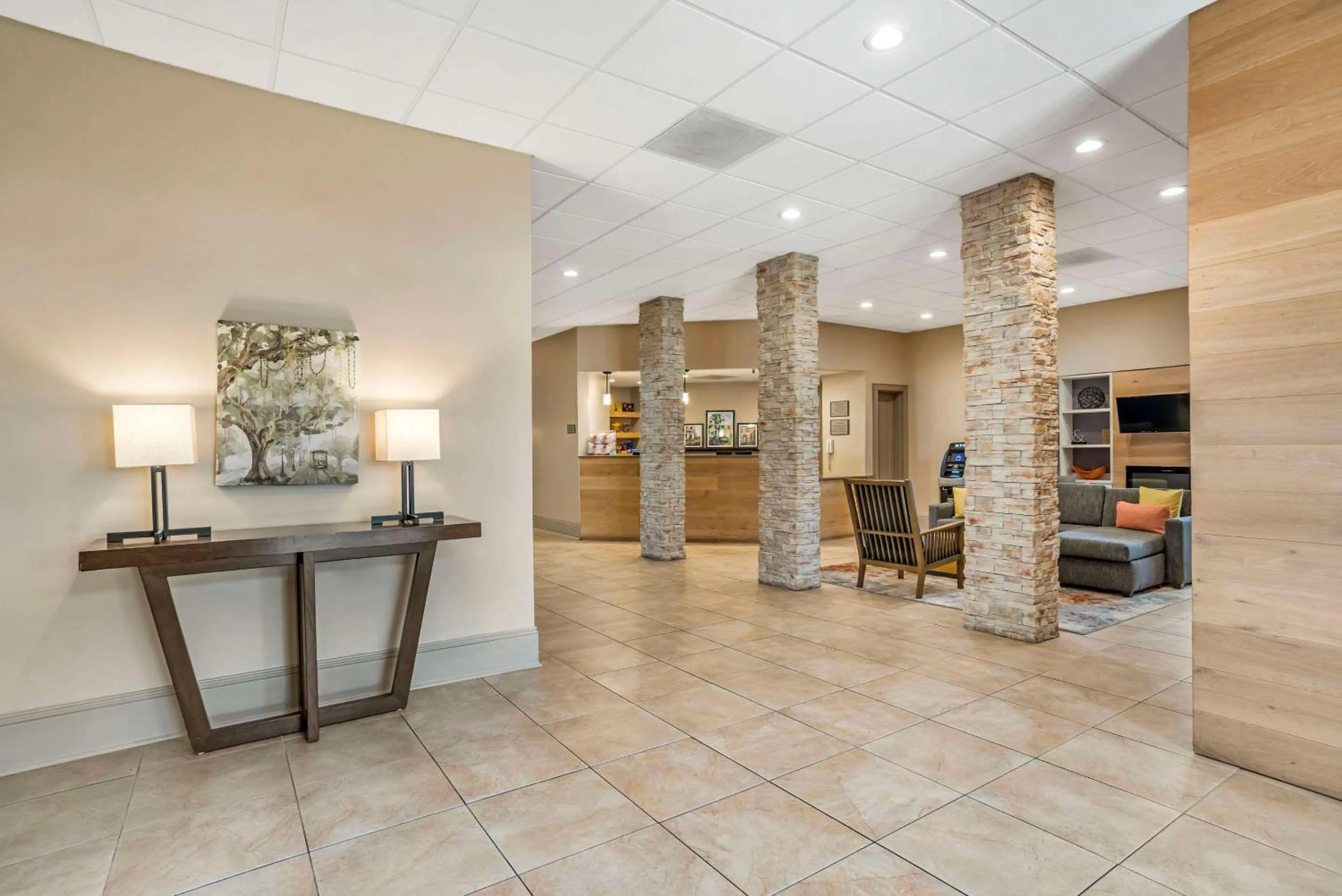 Lobby or reception in Country Inn & Suites by Radisson, Metairie New Orleans , LA