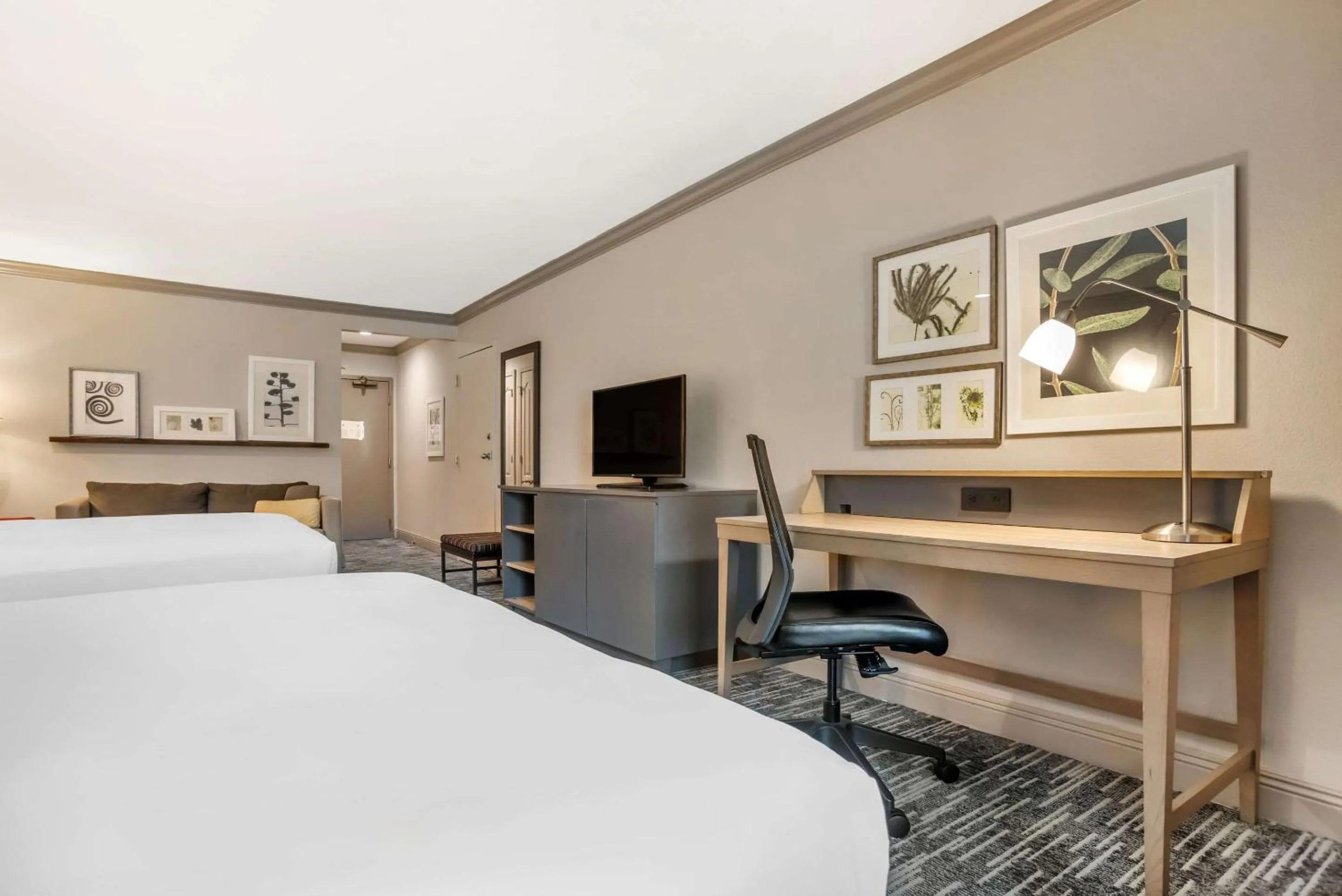 Bedroom, Bed in Country Inn & Suites by Radisson, Metairie New Orleans , LA