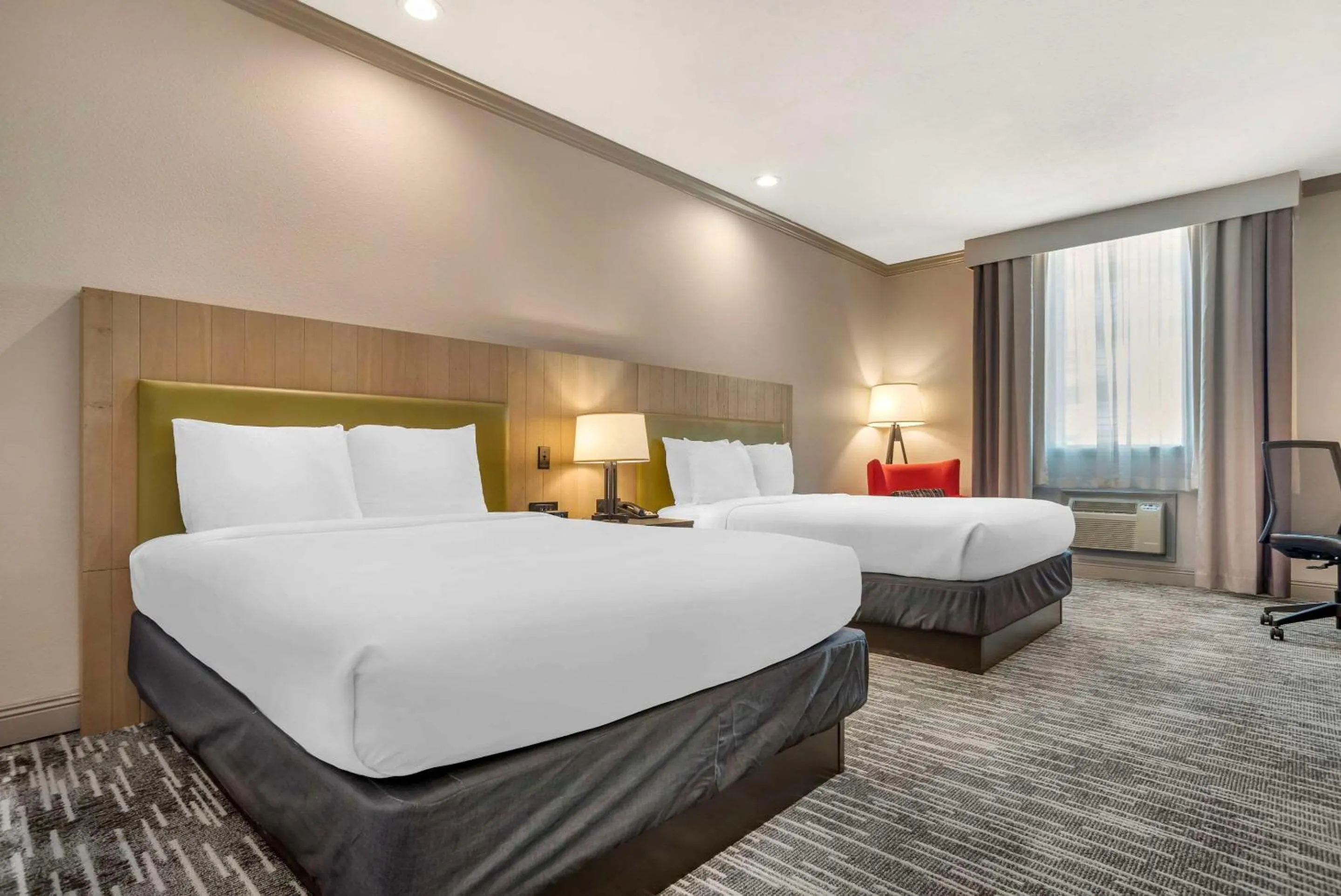 Bedroom, Bed in Country Inn & Suites by Radisson, Metairie New Orleans , LA