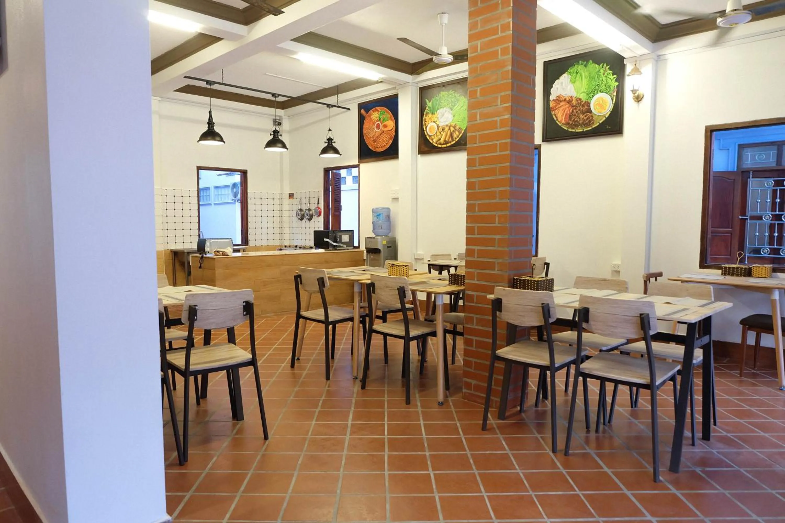 Restaurant/places to eat in Luang Prabang Museum Inn & Travel