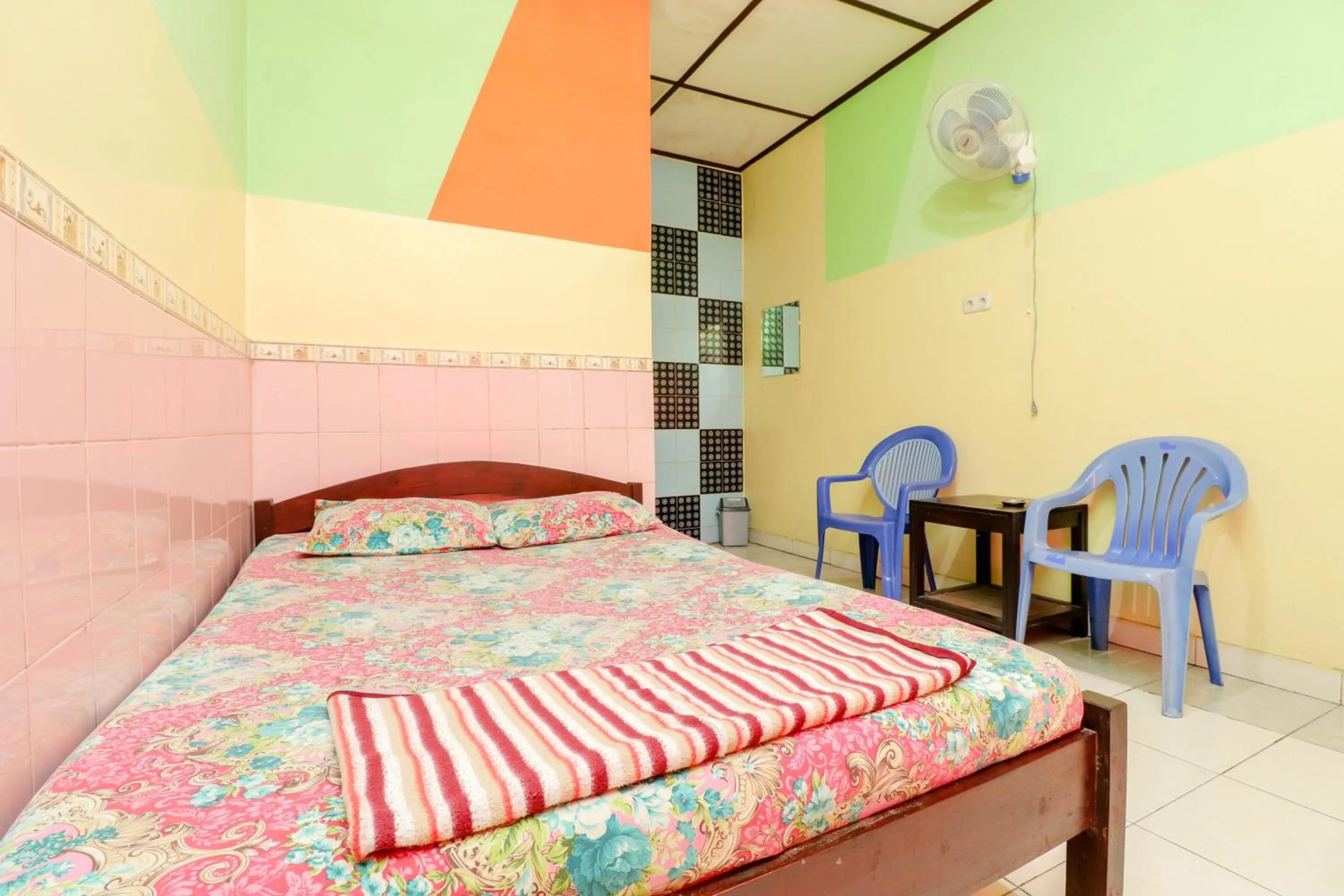 Bedroom, Bed in Primadona Homestay