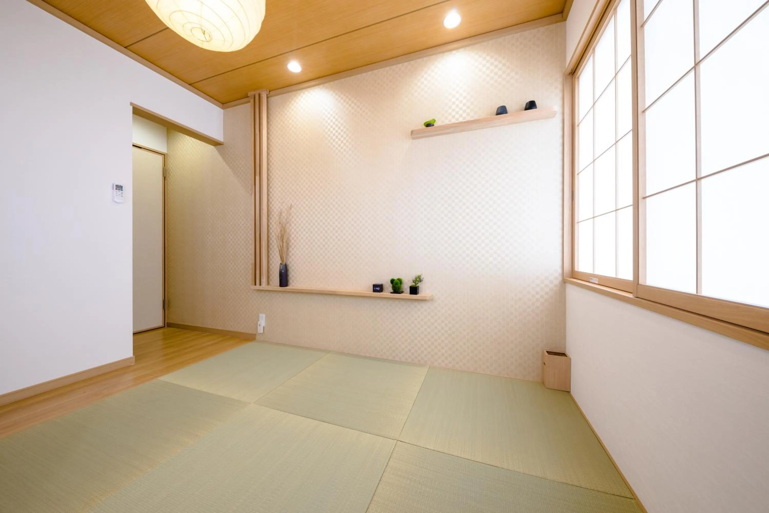 Photo of the whole room in FUJI-AKATSUKI Kuu