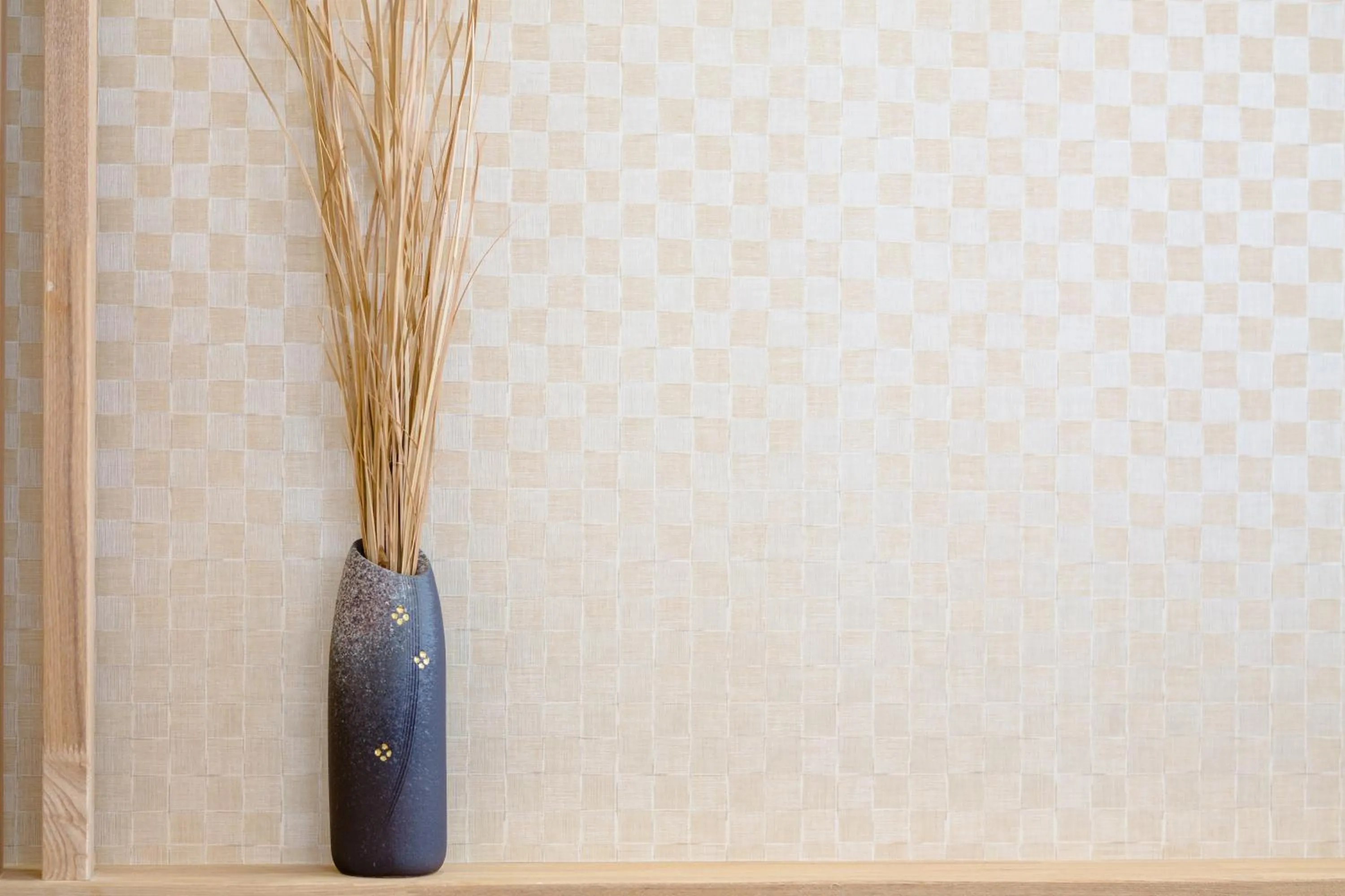 Decorative detail in FUJI-AKATSUKI Kuu