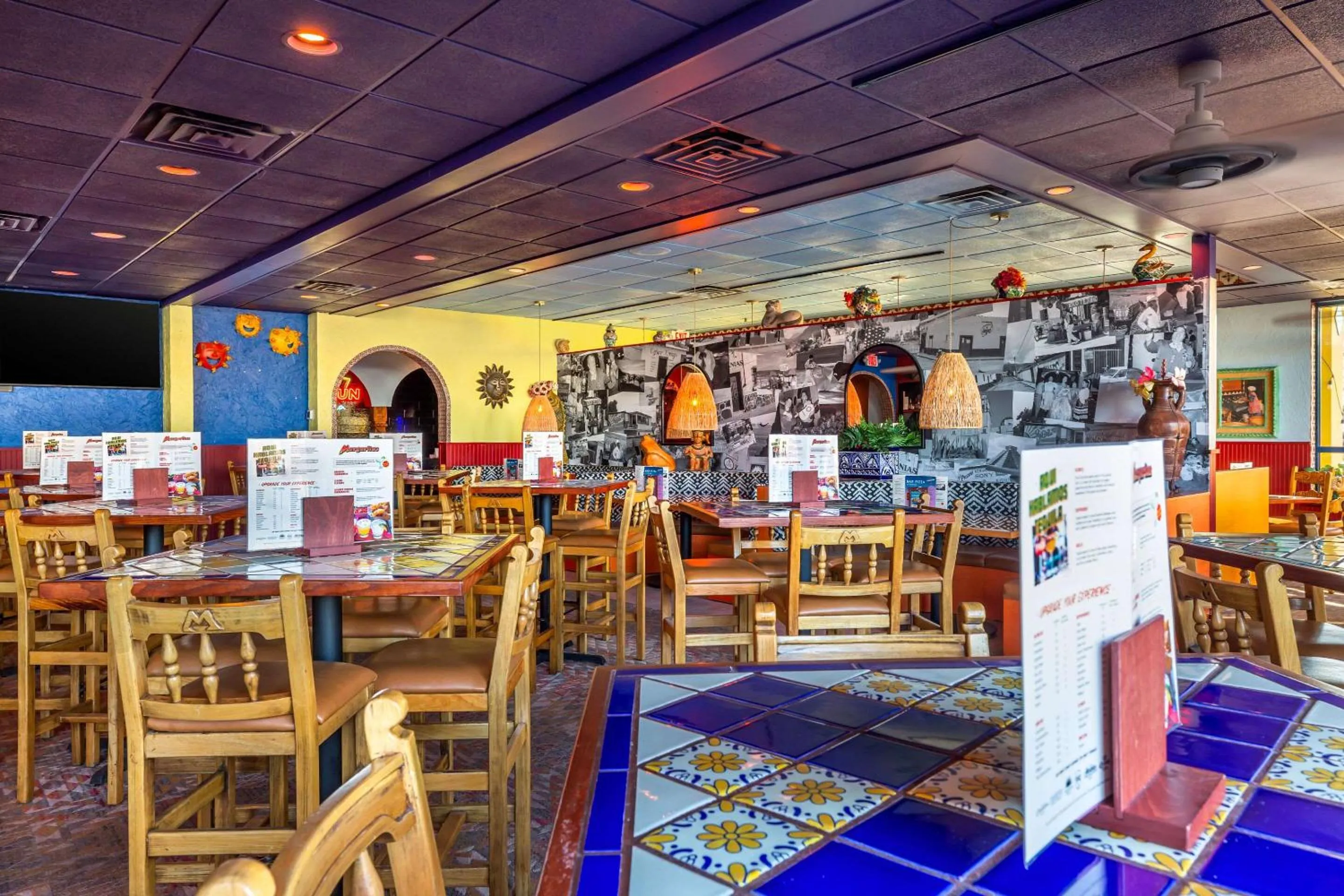 Restaurant/places to eat in Comfort Inn & Suites Logan International Airport