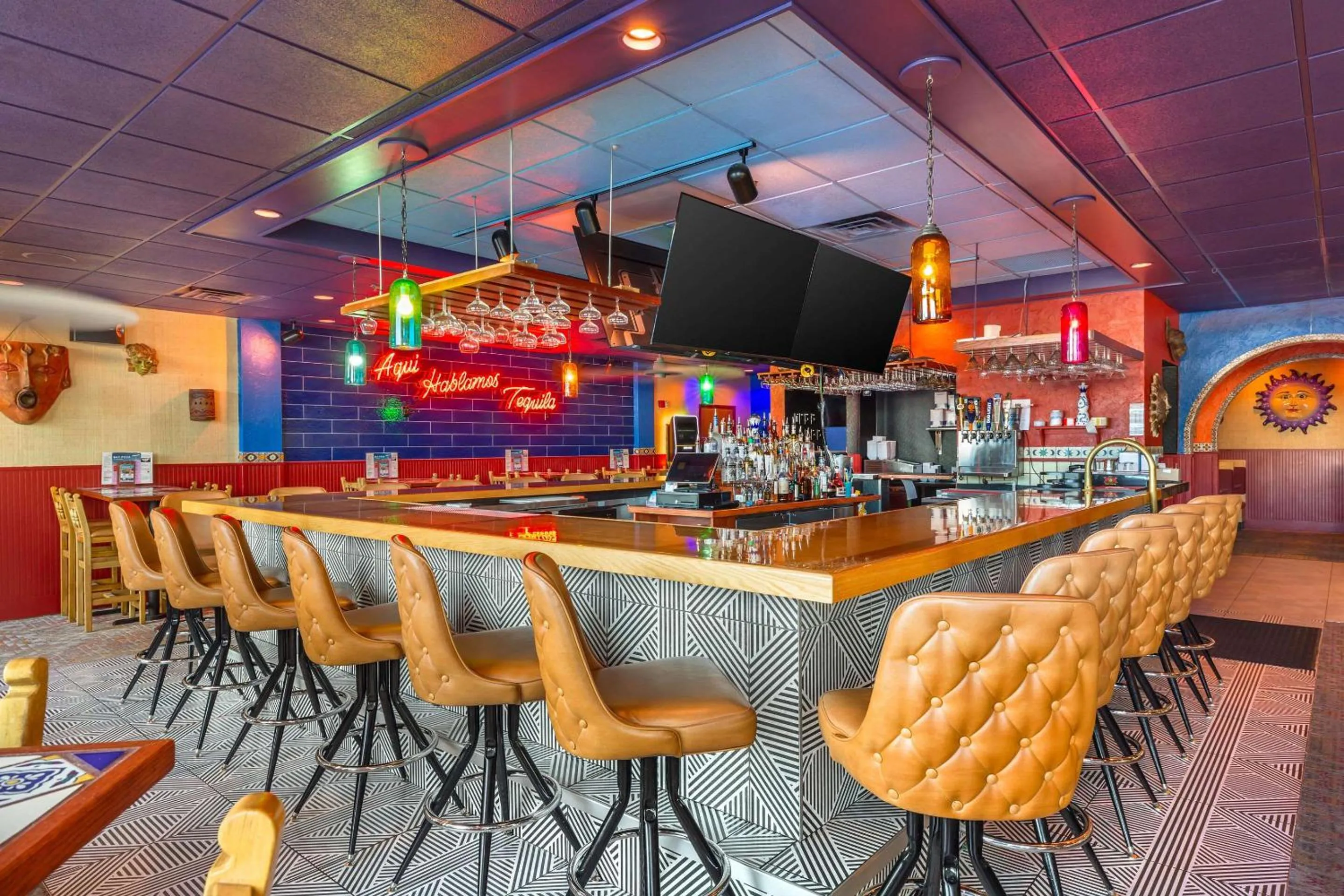 Restaurant/places to eat in Comfort Inn & Suites Logan International Airport