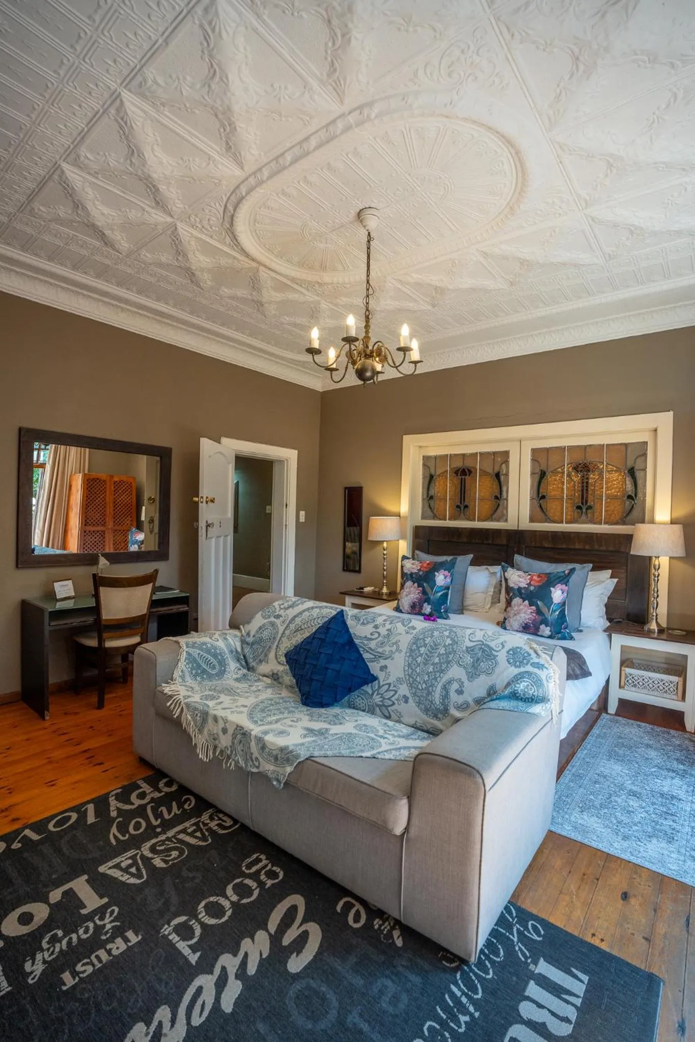 Bed in Palm Tree Manor