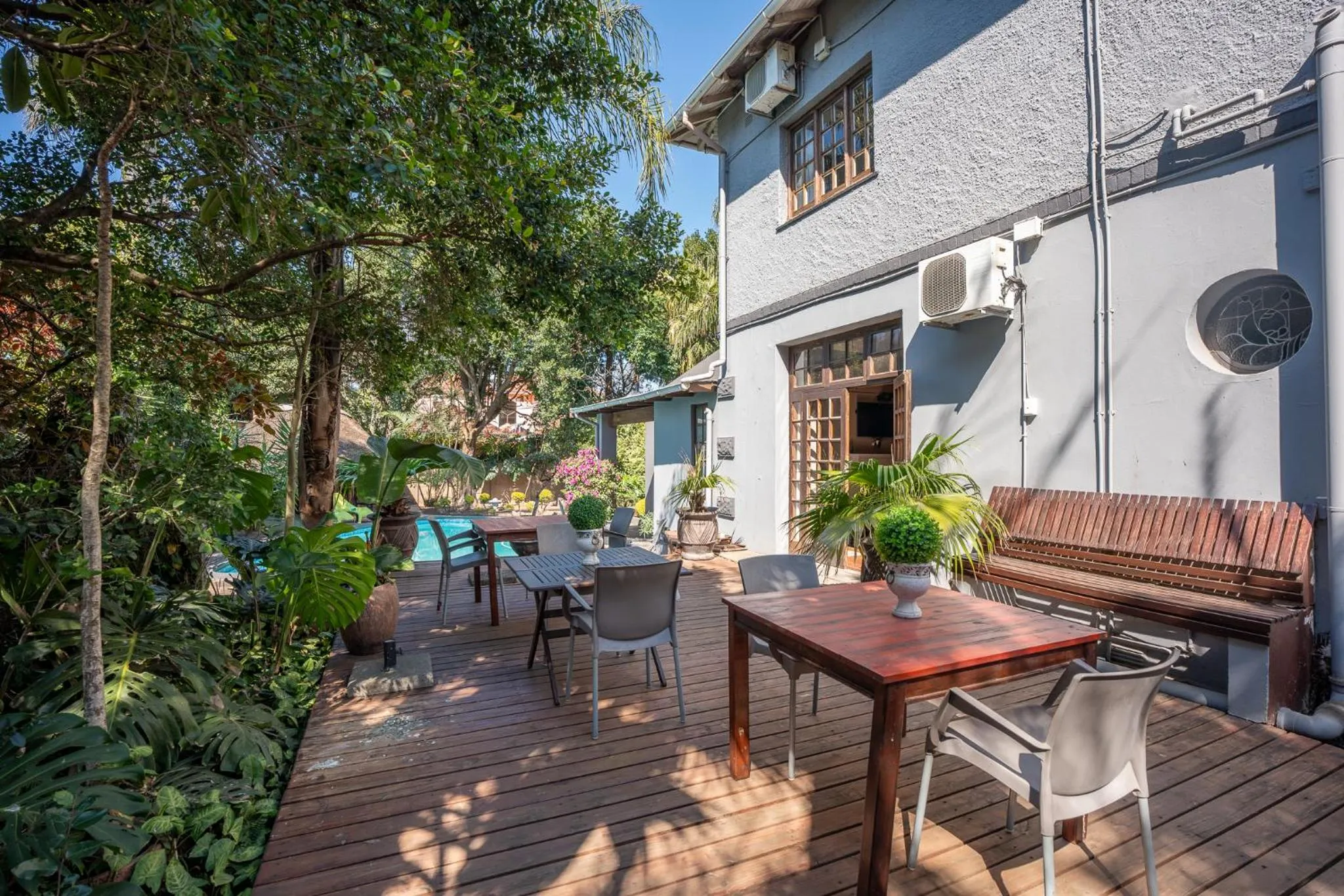 Patio in Palm Tree Manor