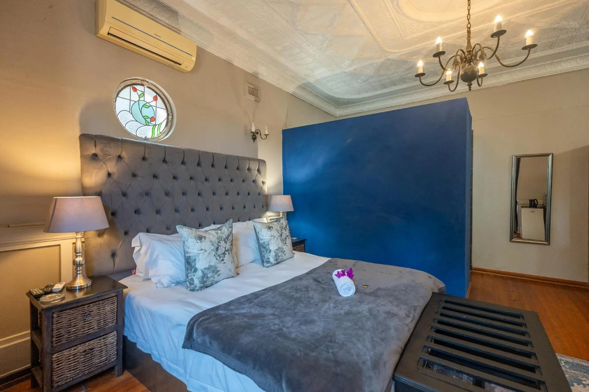 Bed in Palm Tree Manor