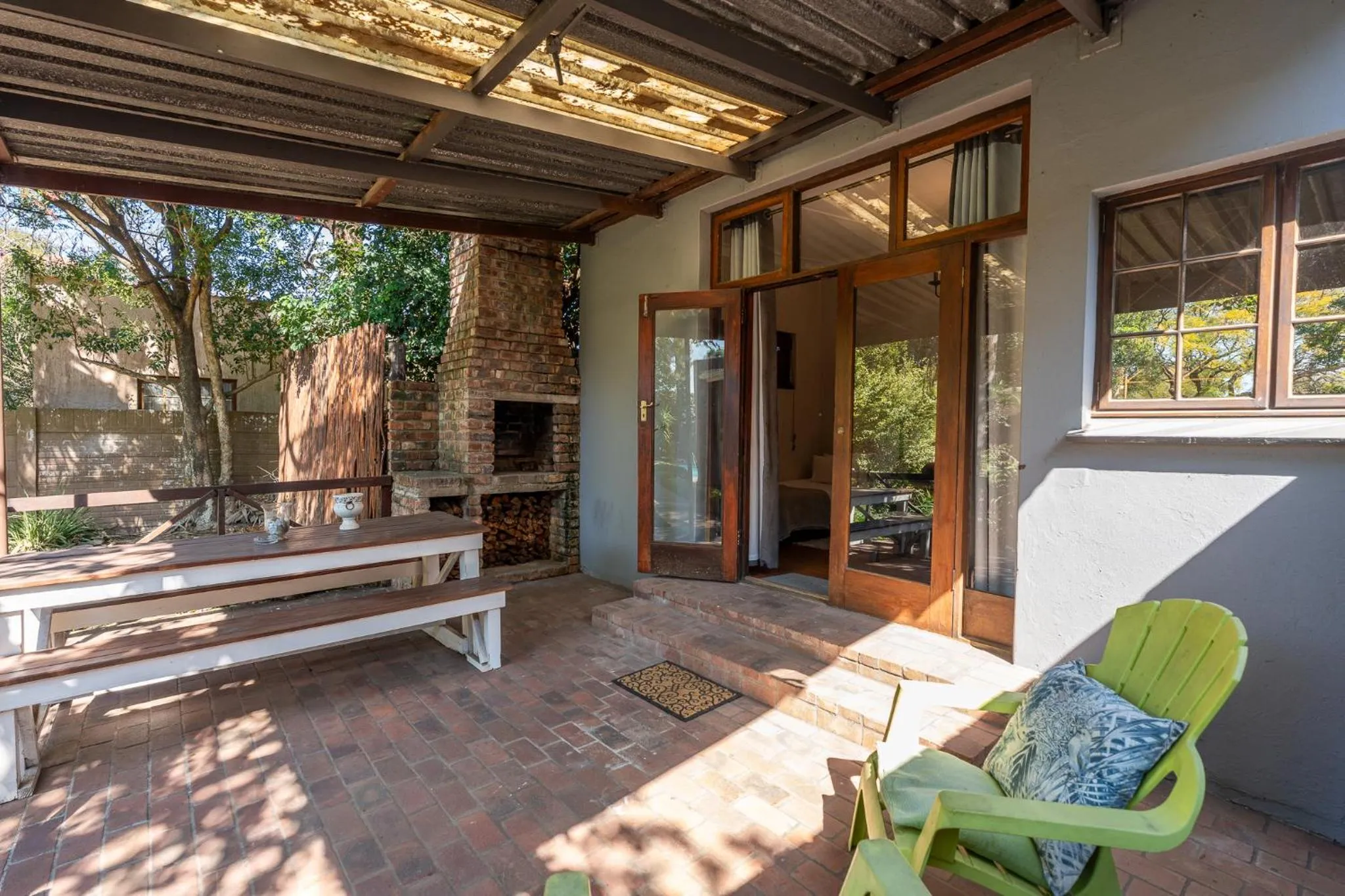 Patio in Palm Tree Manor