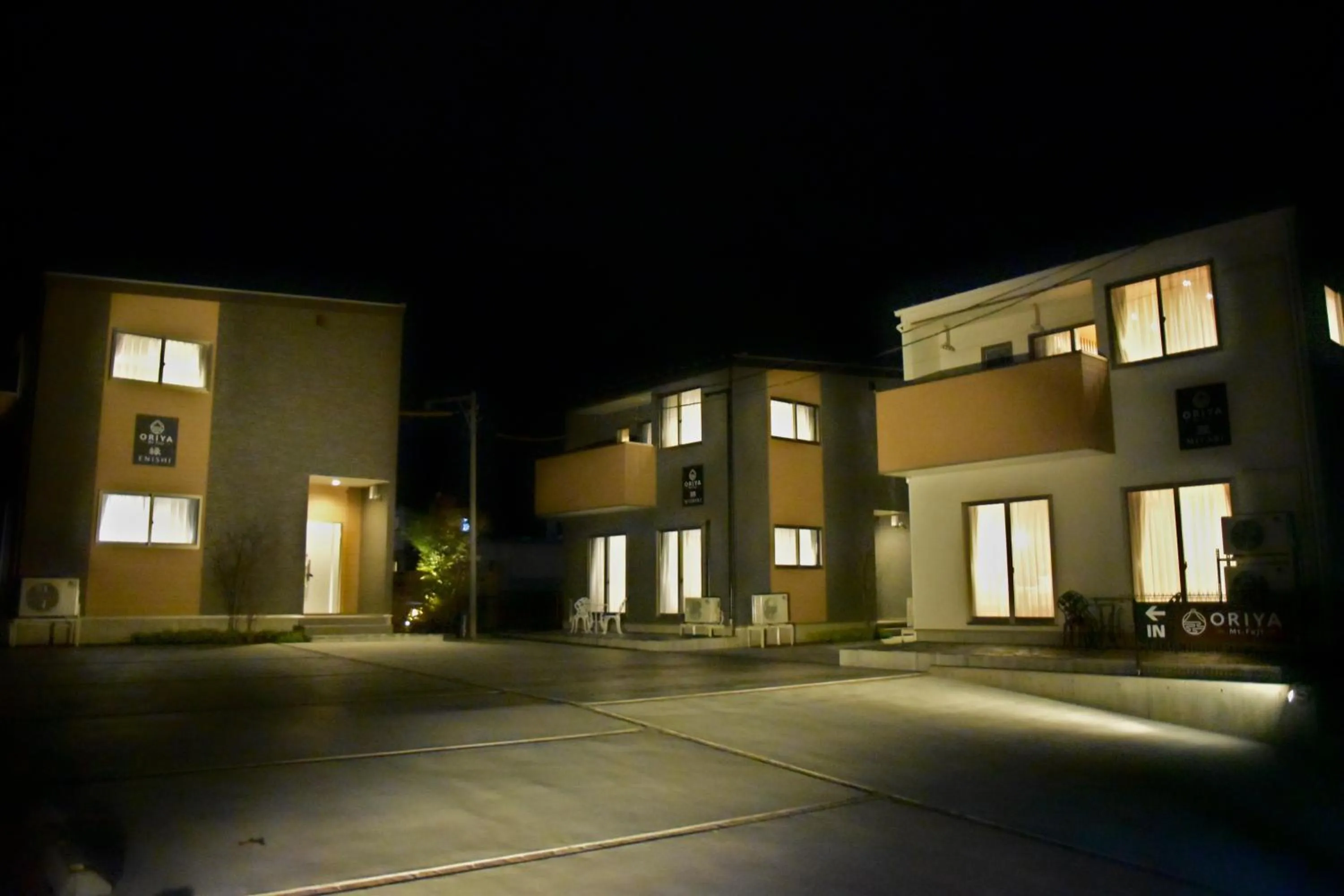 Property building in 22 ORIYA Mt Fuji -錦NISHIKI-