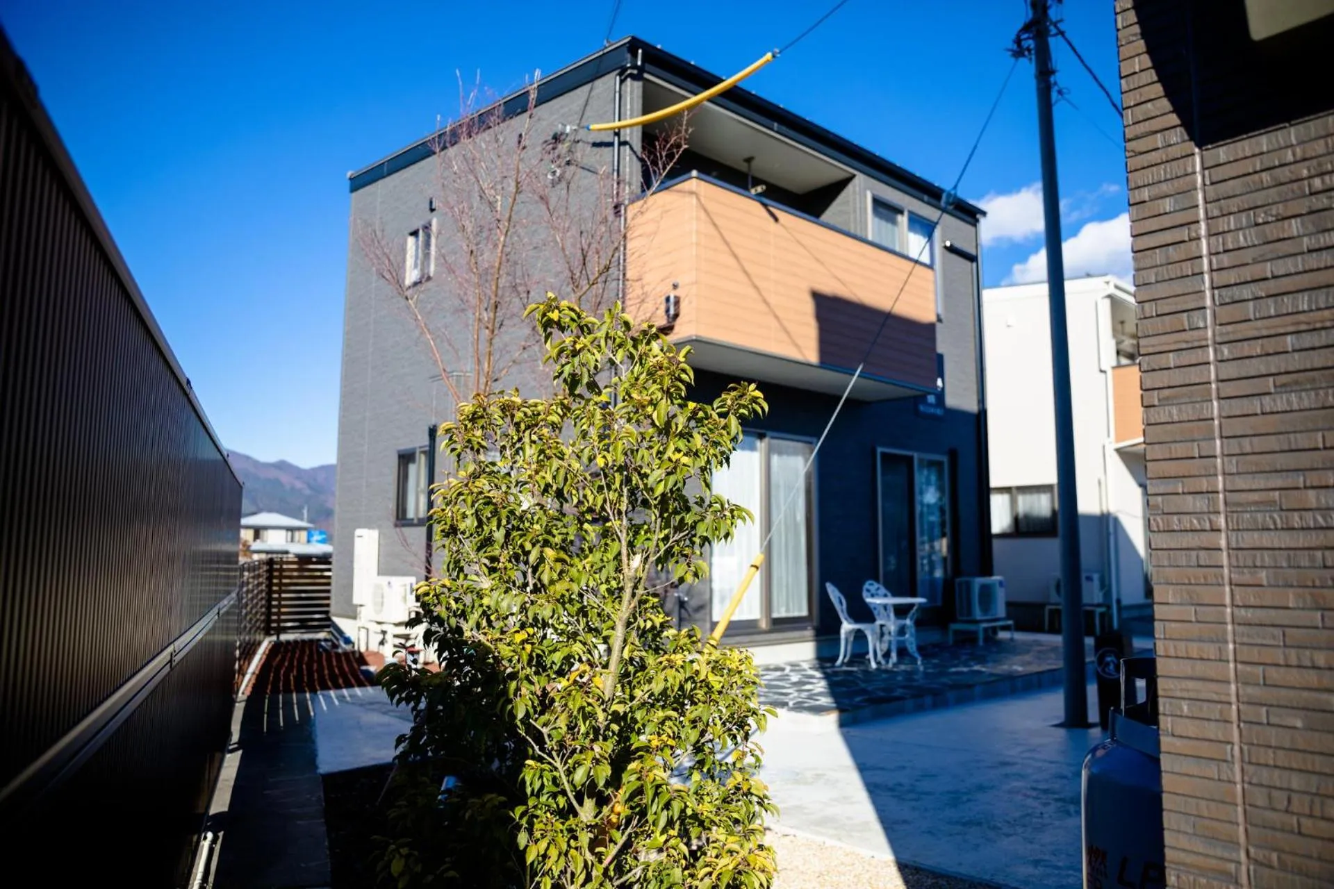 Property building in 22 ORIYA Mt Fuji -錦NISHIKI-