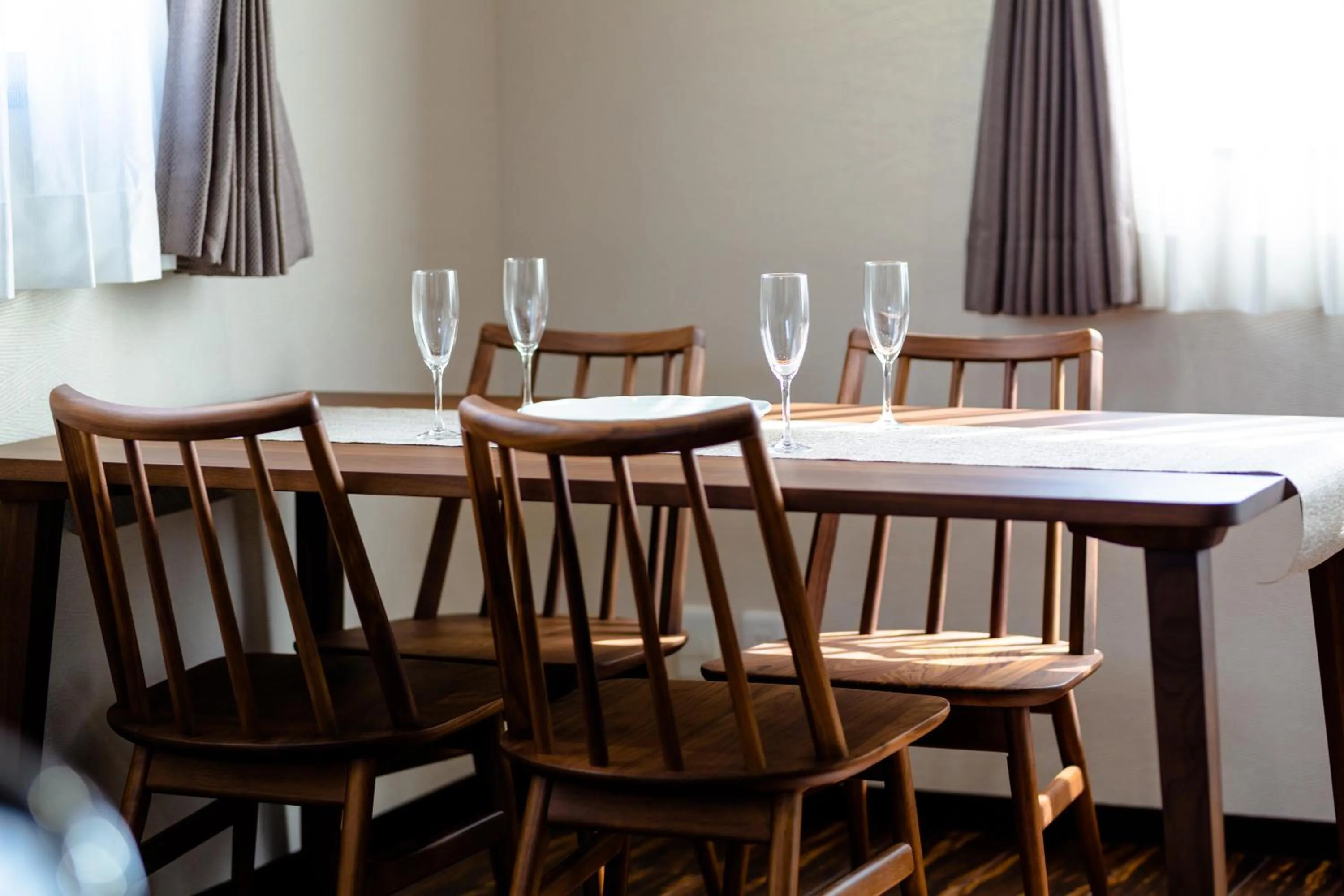 Seating area in 22 ORIYA Mt Fuji -錦NISHIKI-