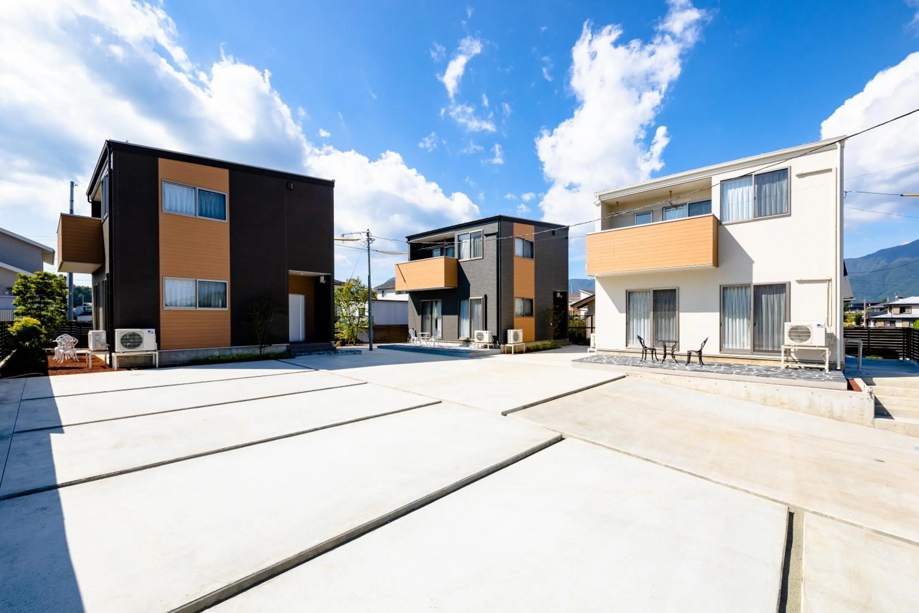 Property building in 22 ORIYA Mt Fuji -錦NISHIKI-