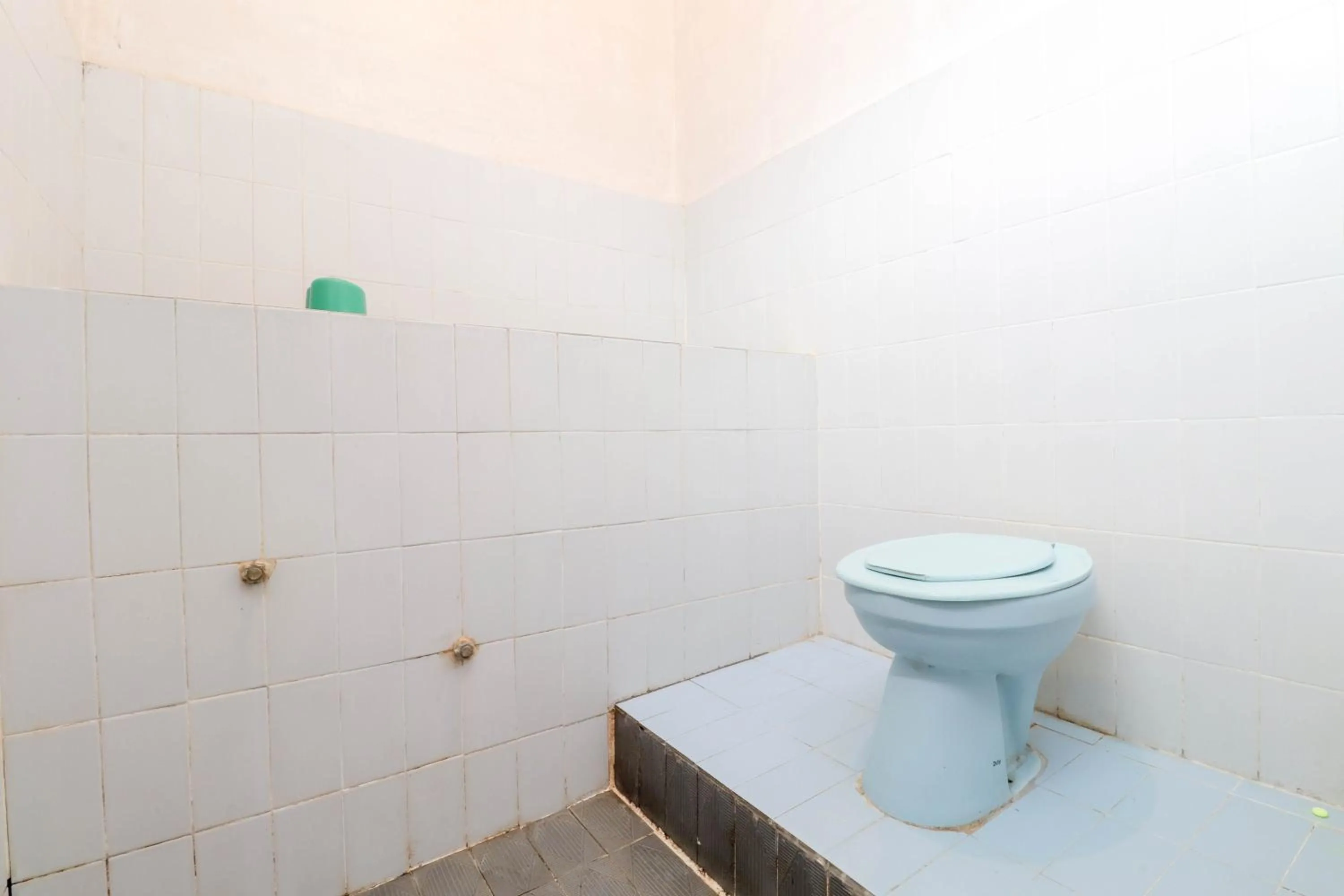 Bathroom in Penginapan Sedyo Rahayu