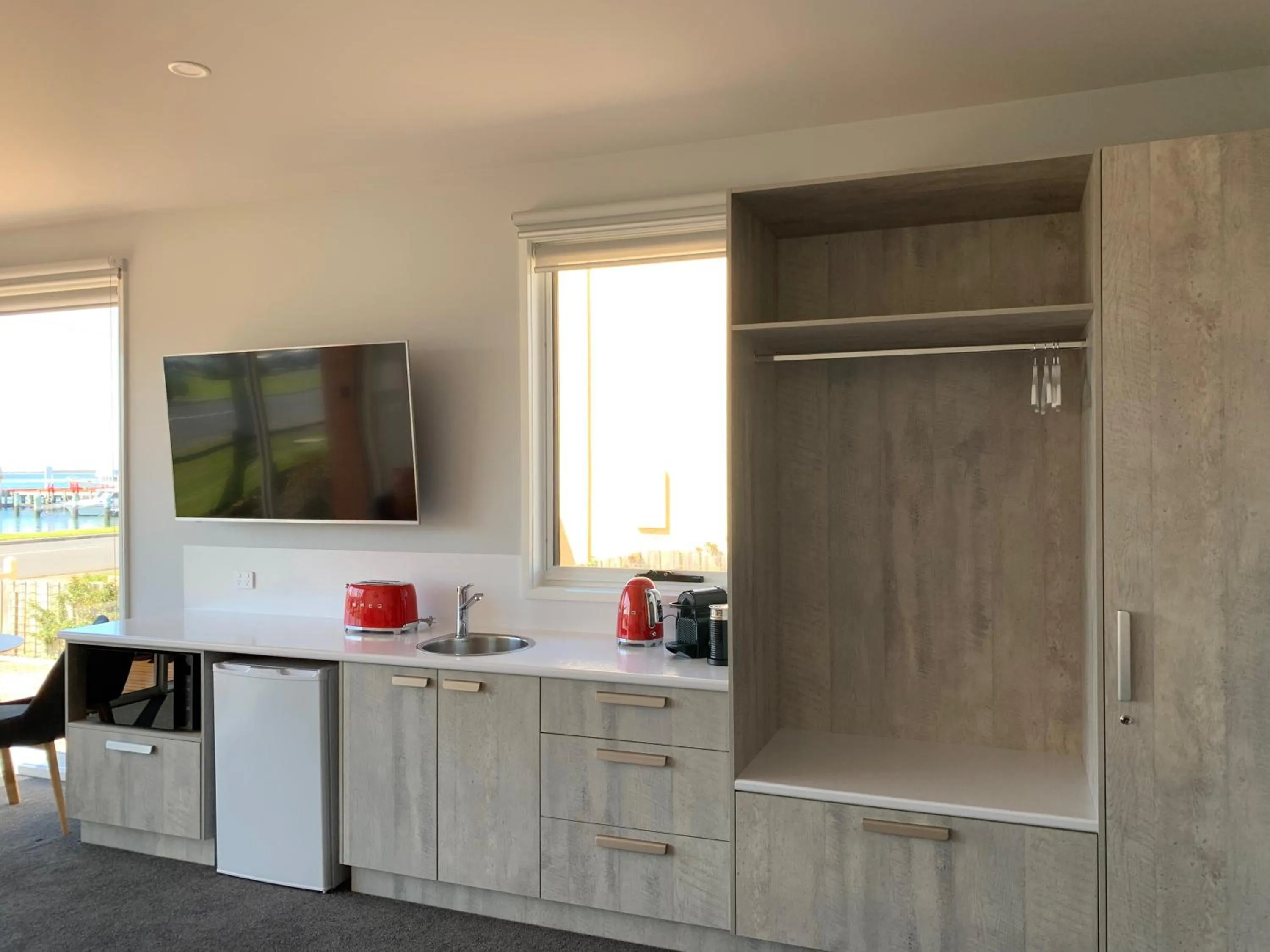 TV and multimedia in Boat Harbour Jetty B&B