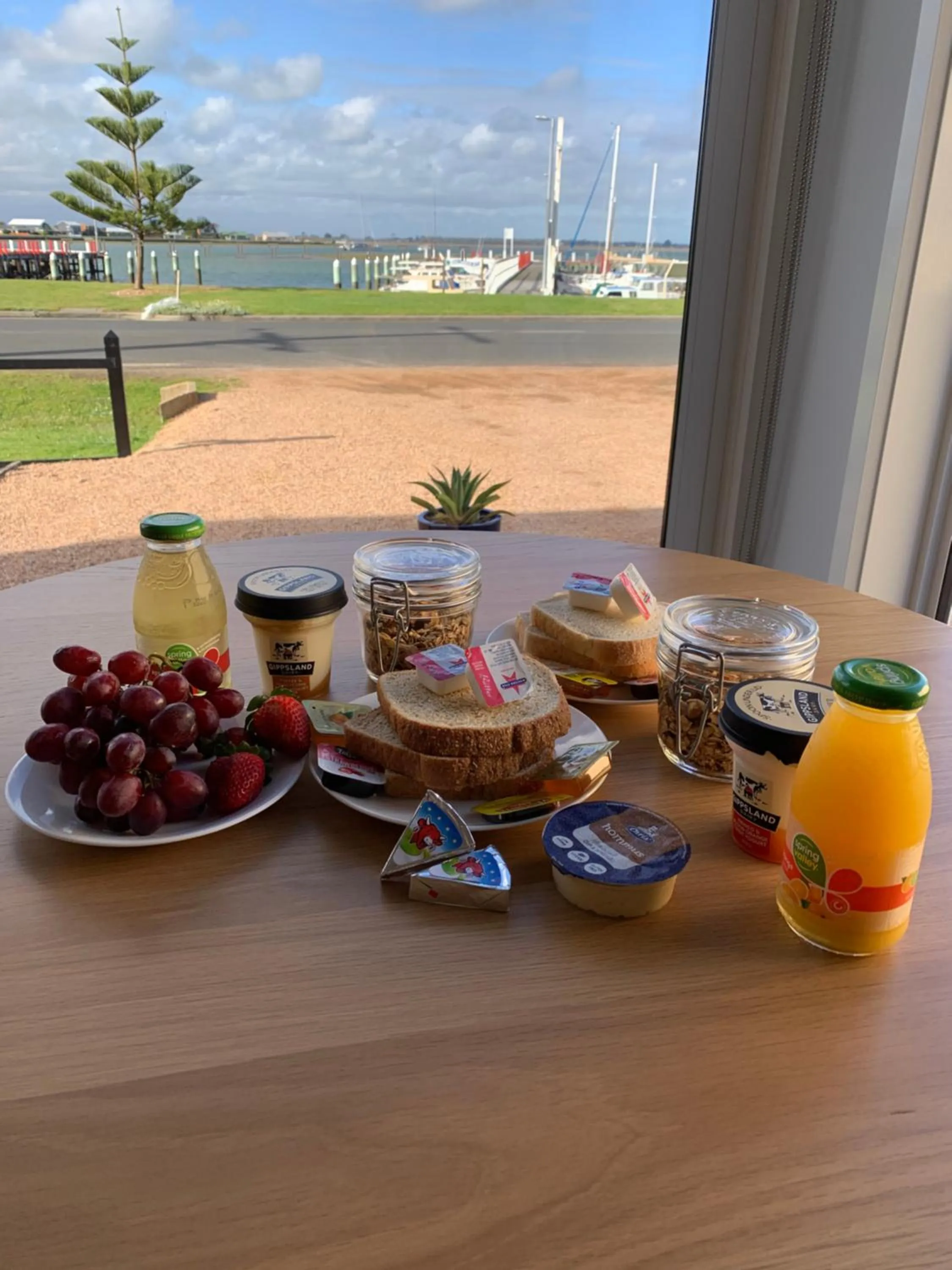 Continental breakfast in Boat Harbour Jetty B&B