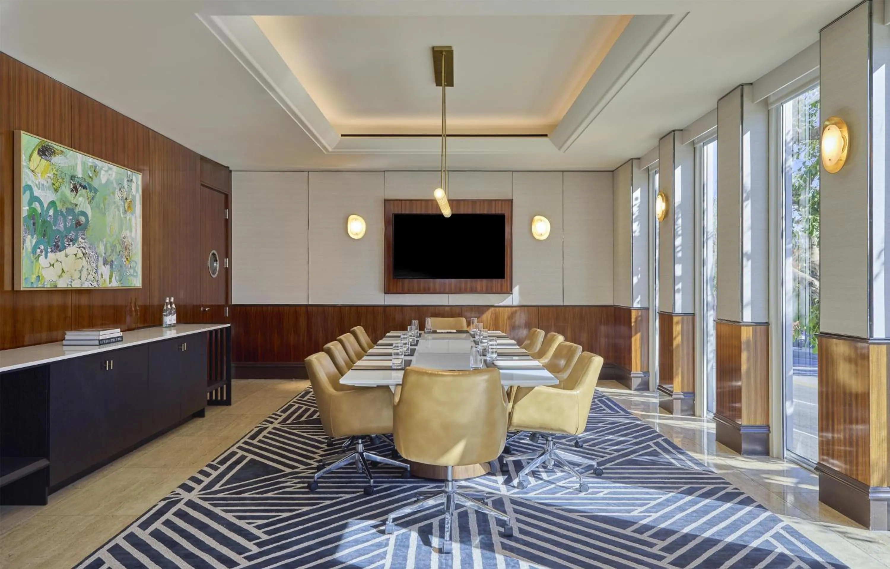Meeting/conference room in Cameo Beverly Hills, LXR Hotels & Resorts