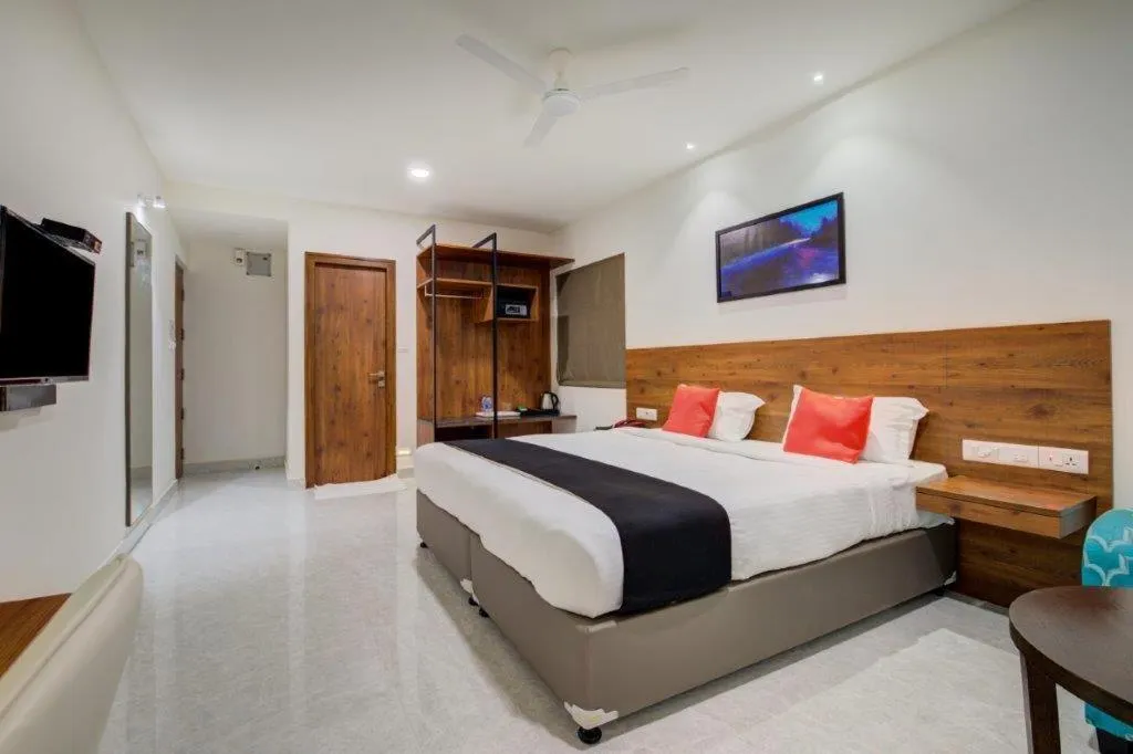 Bed in Arunaa Inn Airport Hotel,Chennai