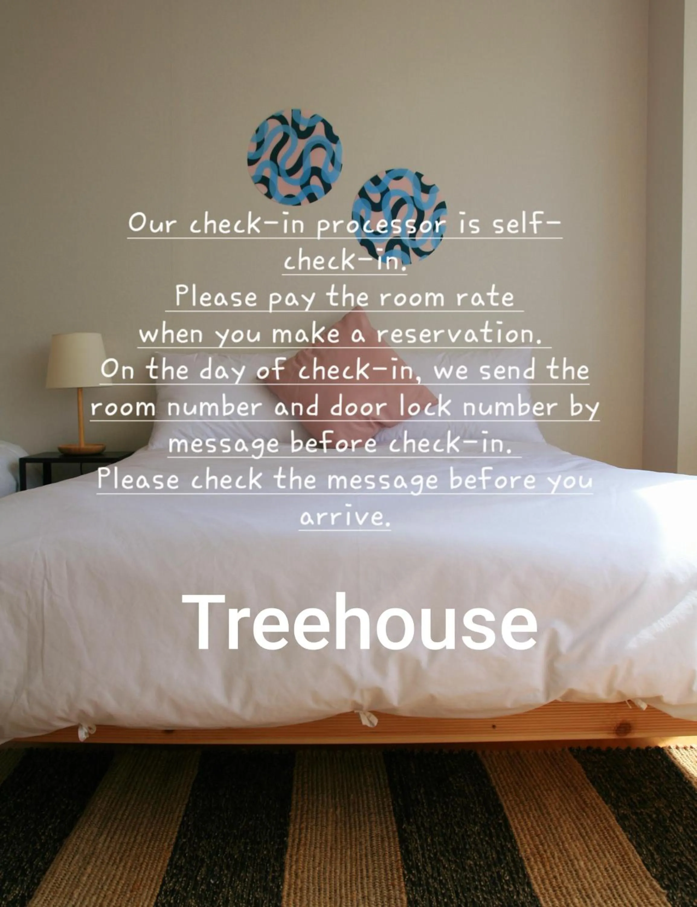 Text overlay, Bed in Treehouse