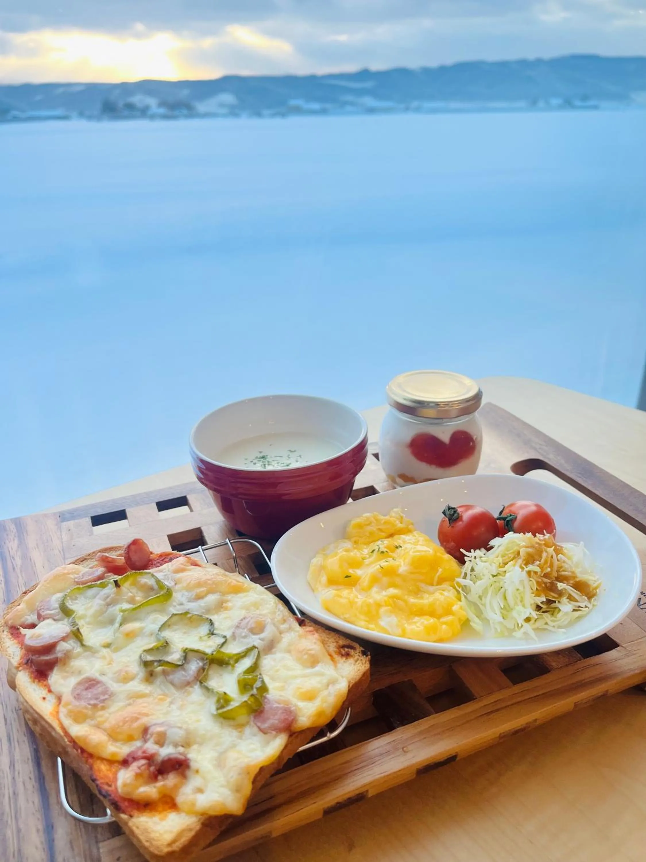 Dining area in Shooting Star the Bed & Breakfast