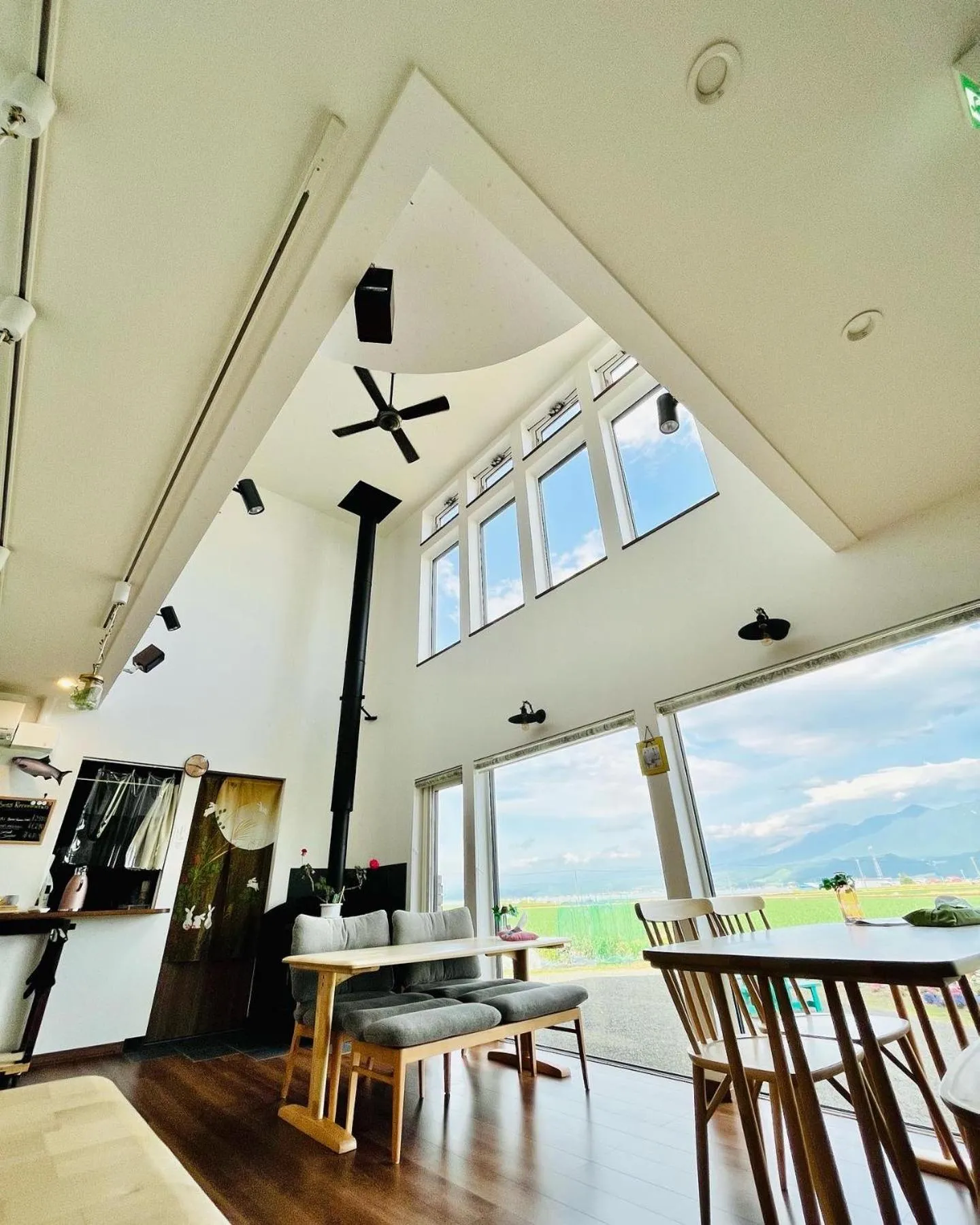 Natural landscape in Shooting Star the Bed & Breakfast