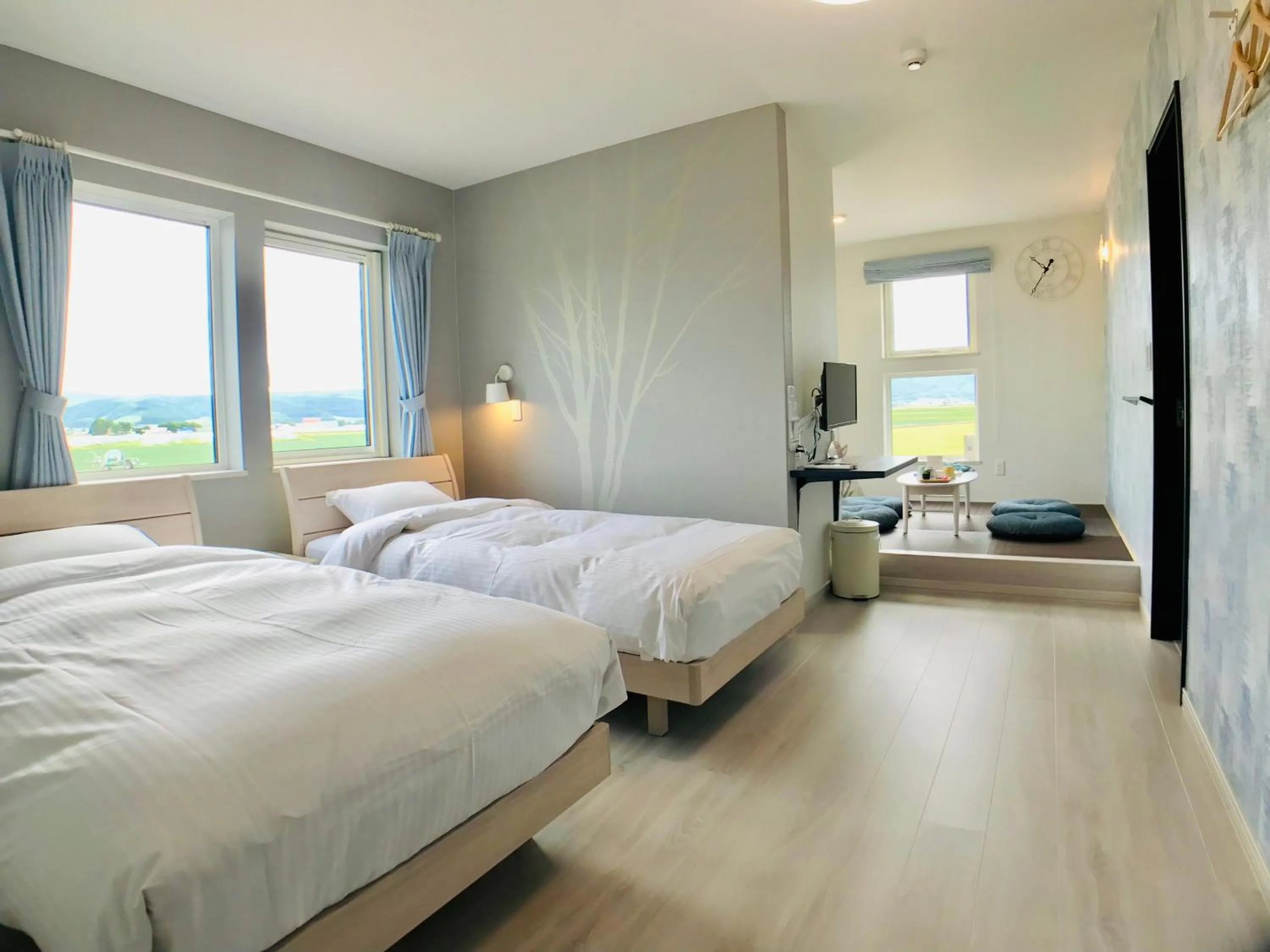 Photo of the whole room, Bed in Shooting Star the Bed & Breakfast