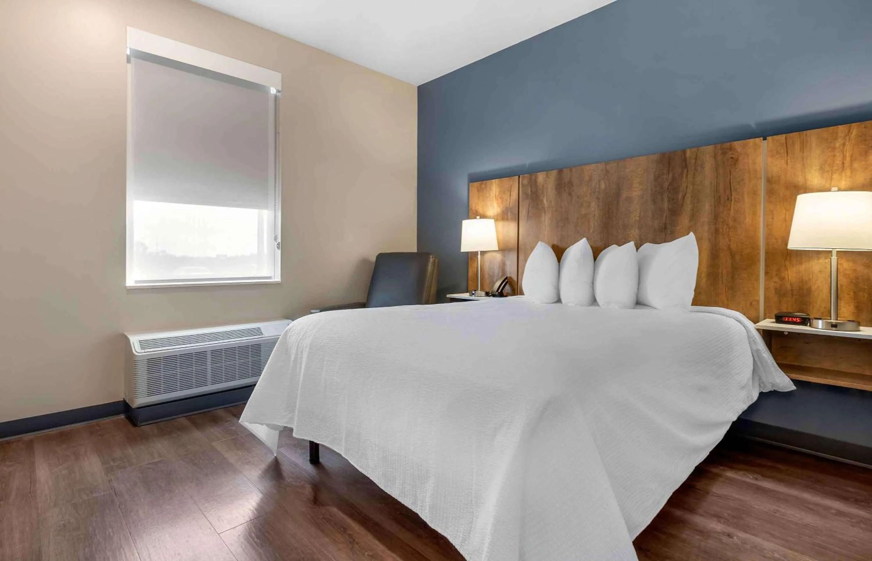 Bedroom, Bed in Extended Stay America Premier Suites - Austin - Austin Airport