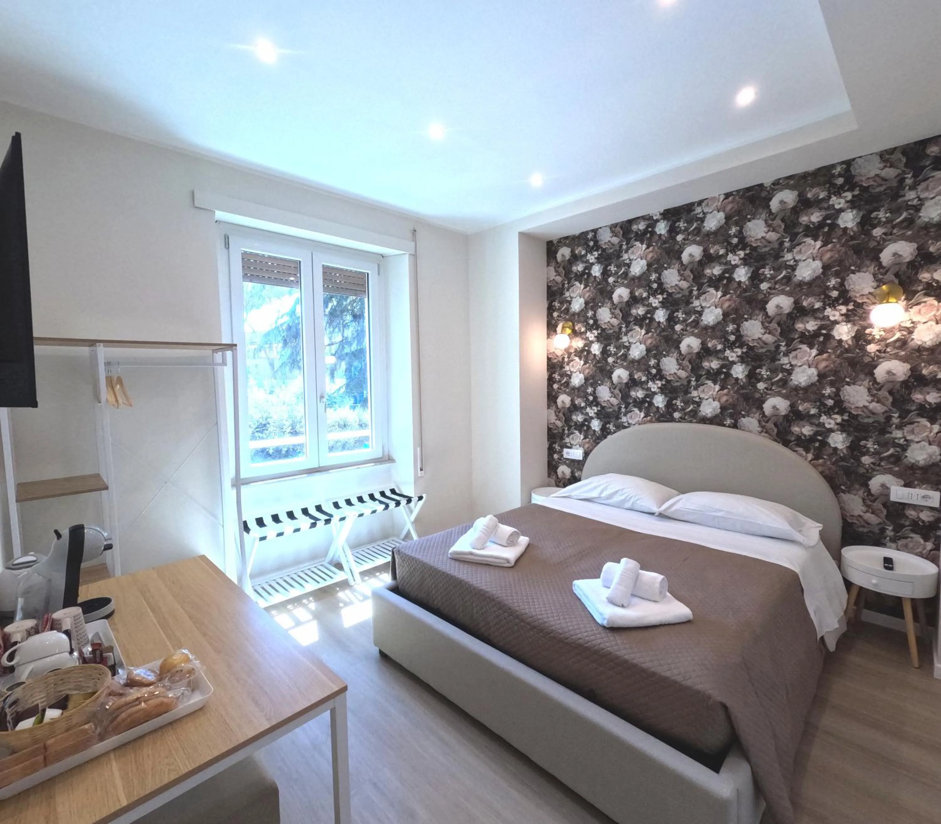 Bed in B&B Aurelia Garden Rooms