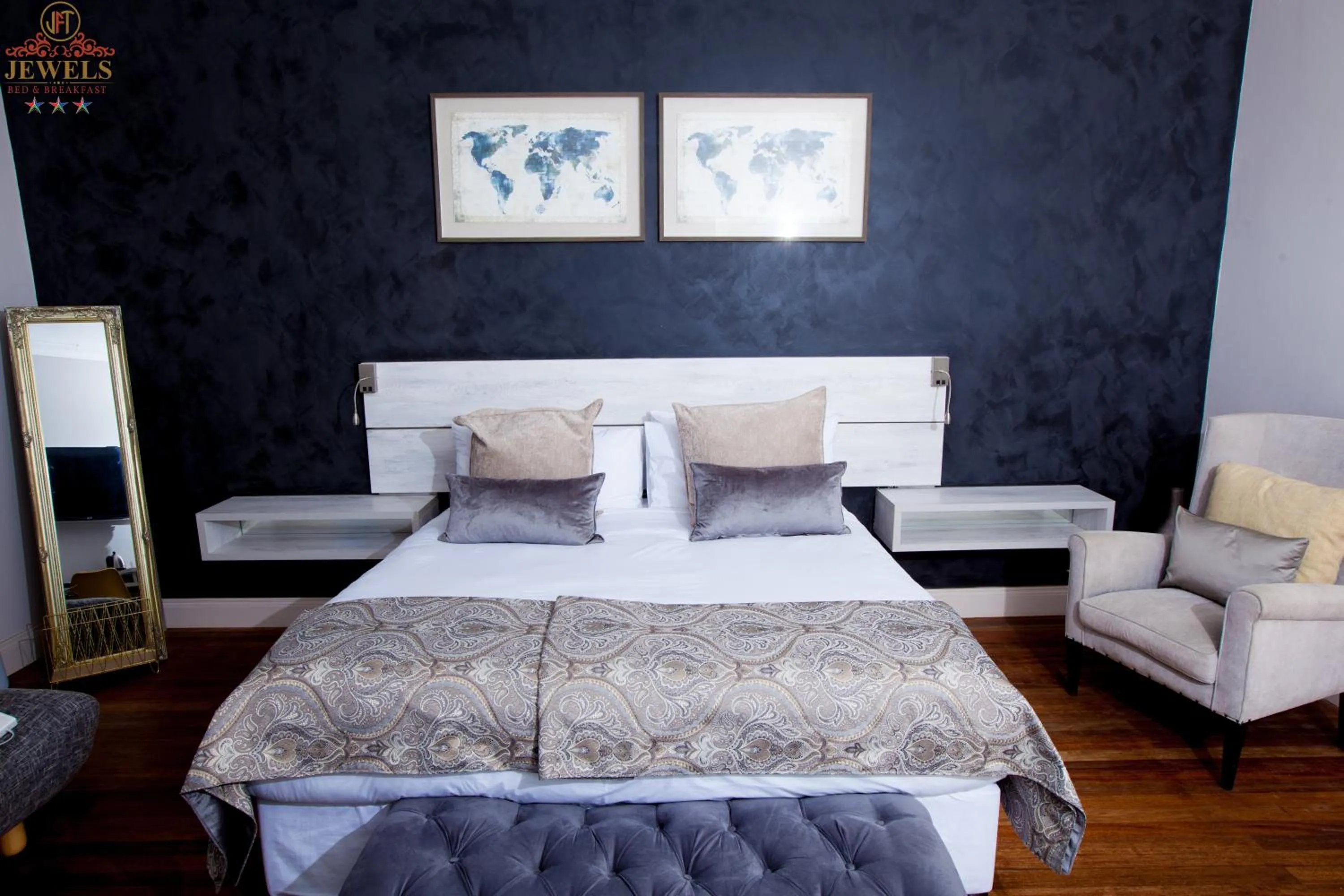 Bed in JFT Jewels Guest House