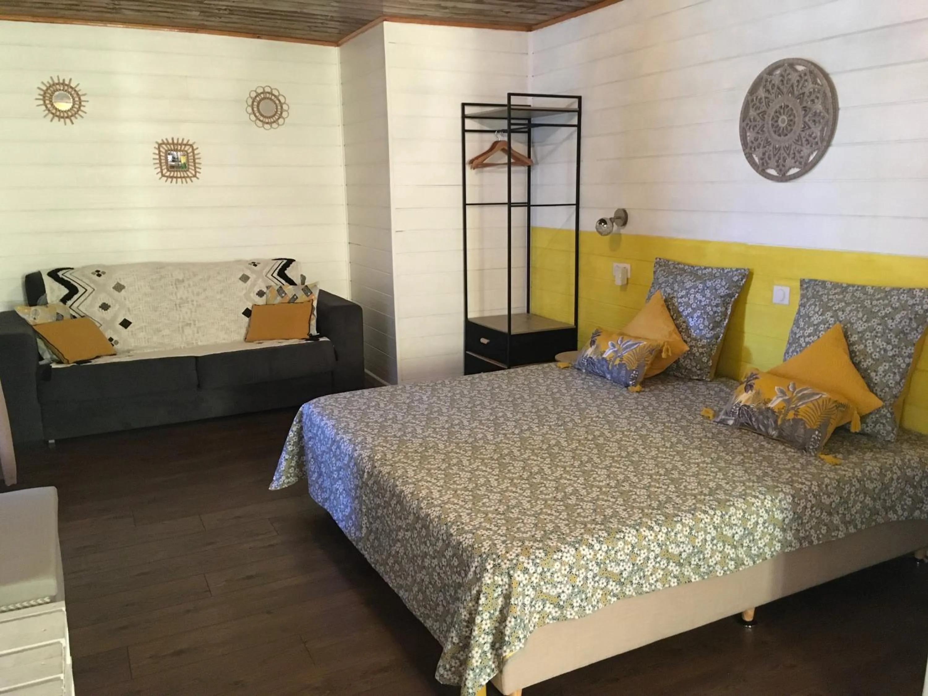 Bed in Ti kaz Hoareau