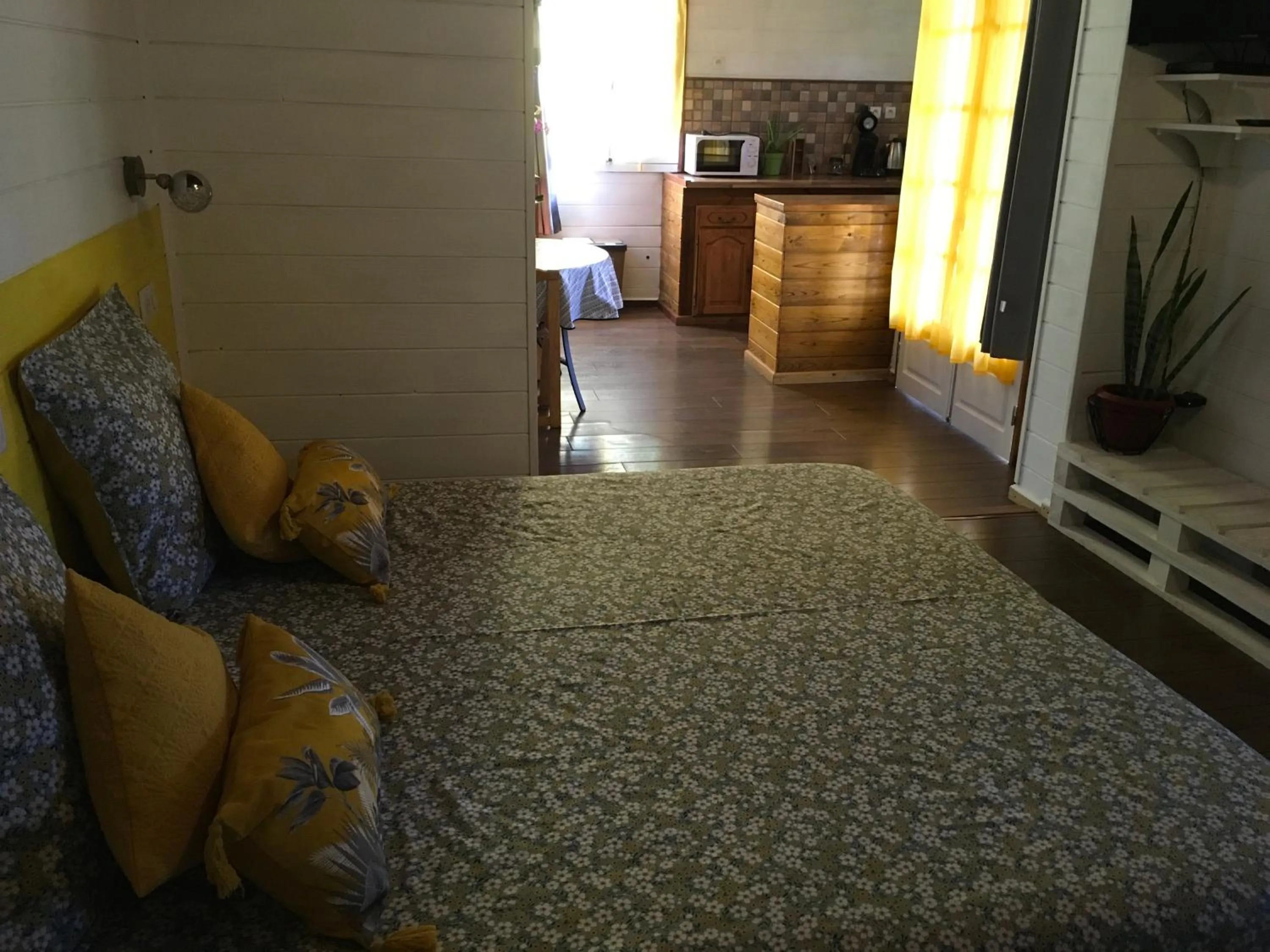 Bed in Ti kaz Hoareau