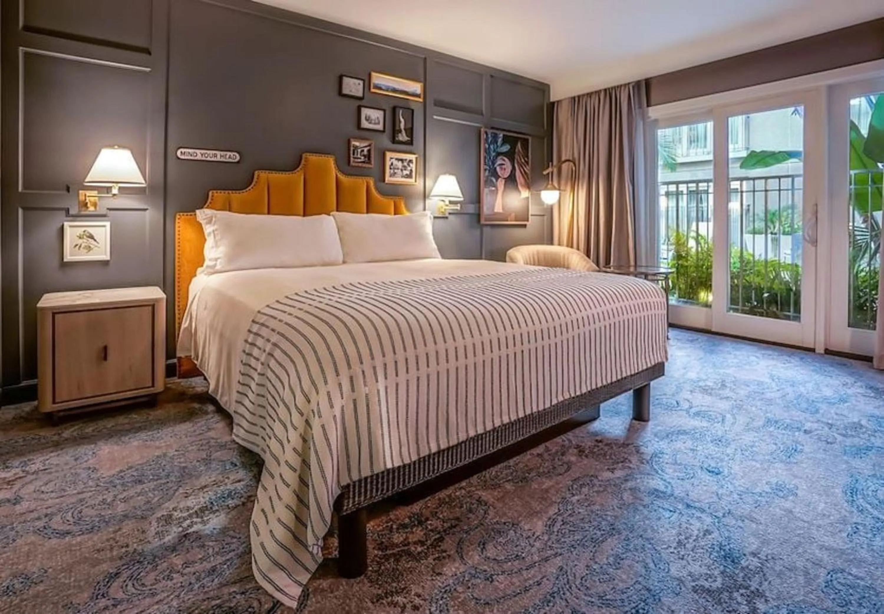 Bed in Hotel Amarano Burbank-Hollywood