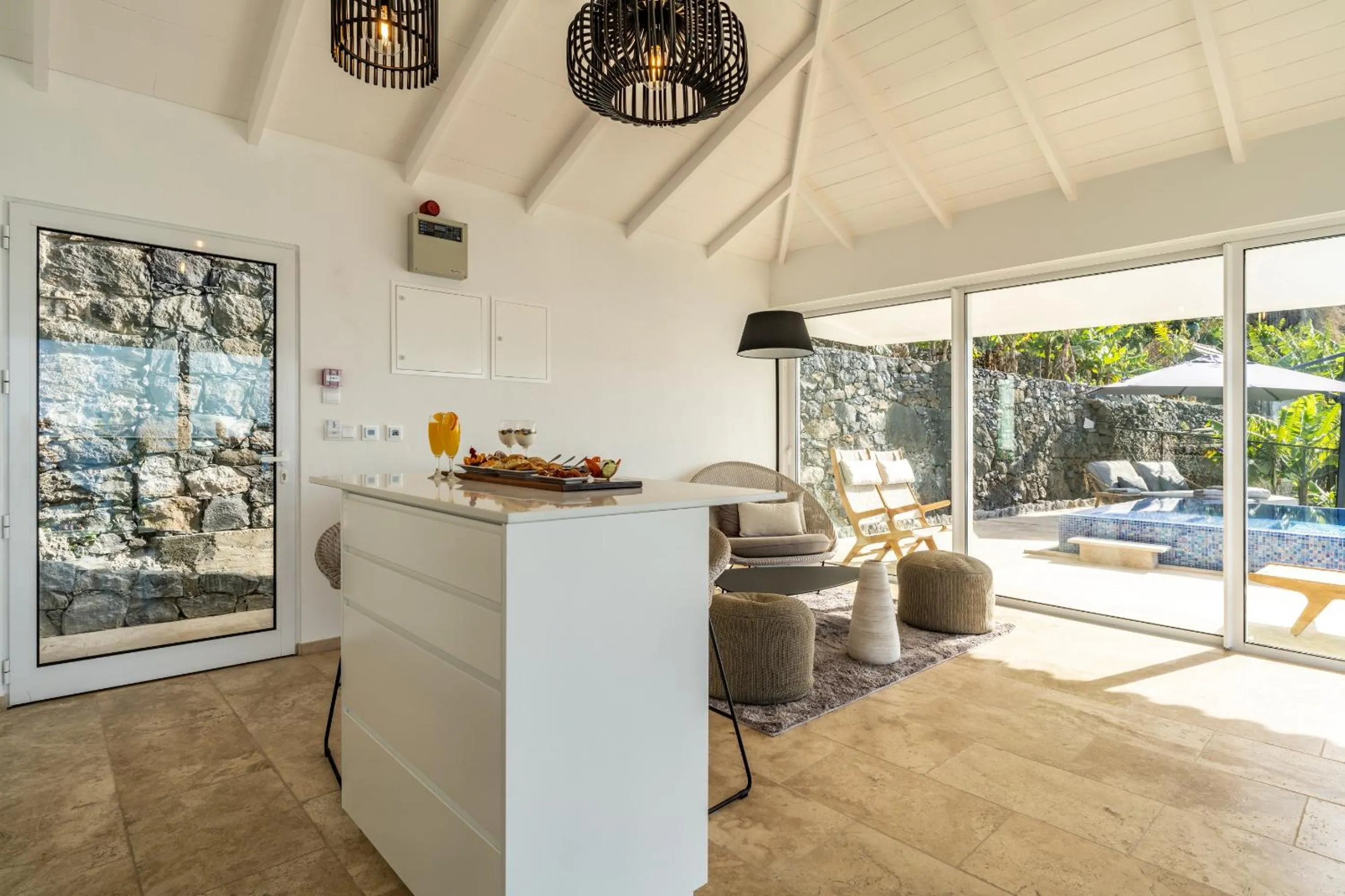 Kitchen or kitchenette in Escarpa - The Madeira Hideaway