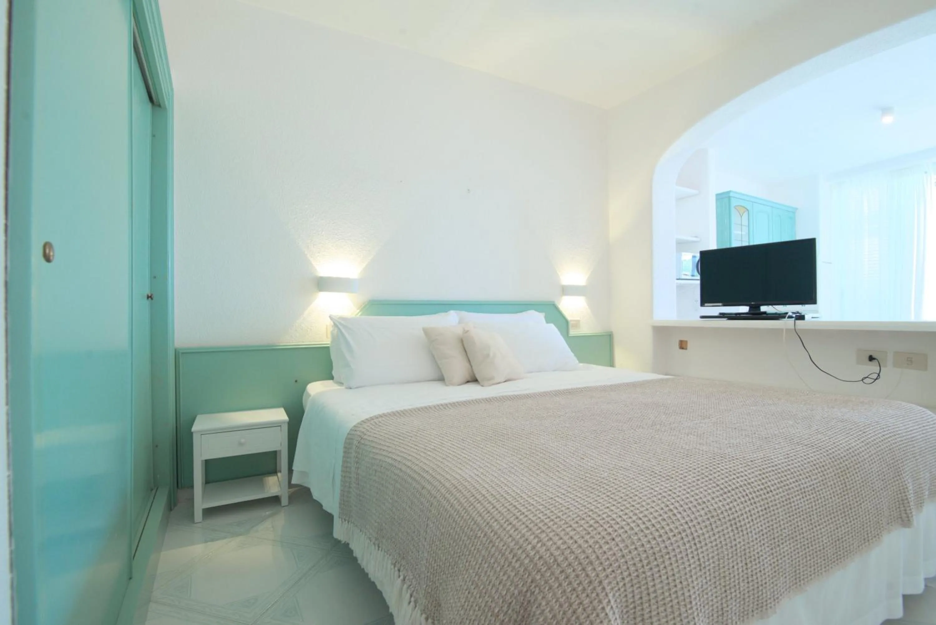 Bed in Villa Ravino Secret Retreat