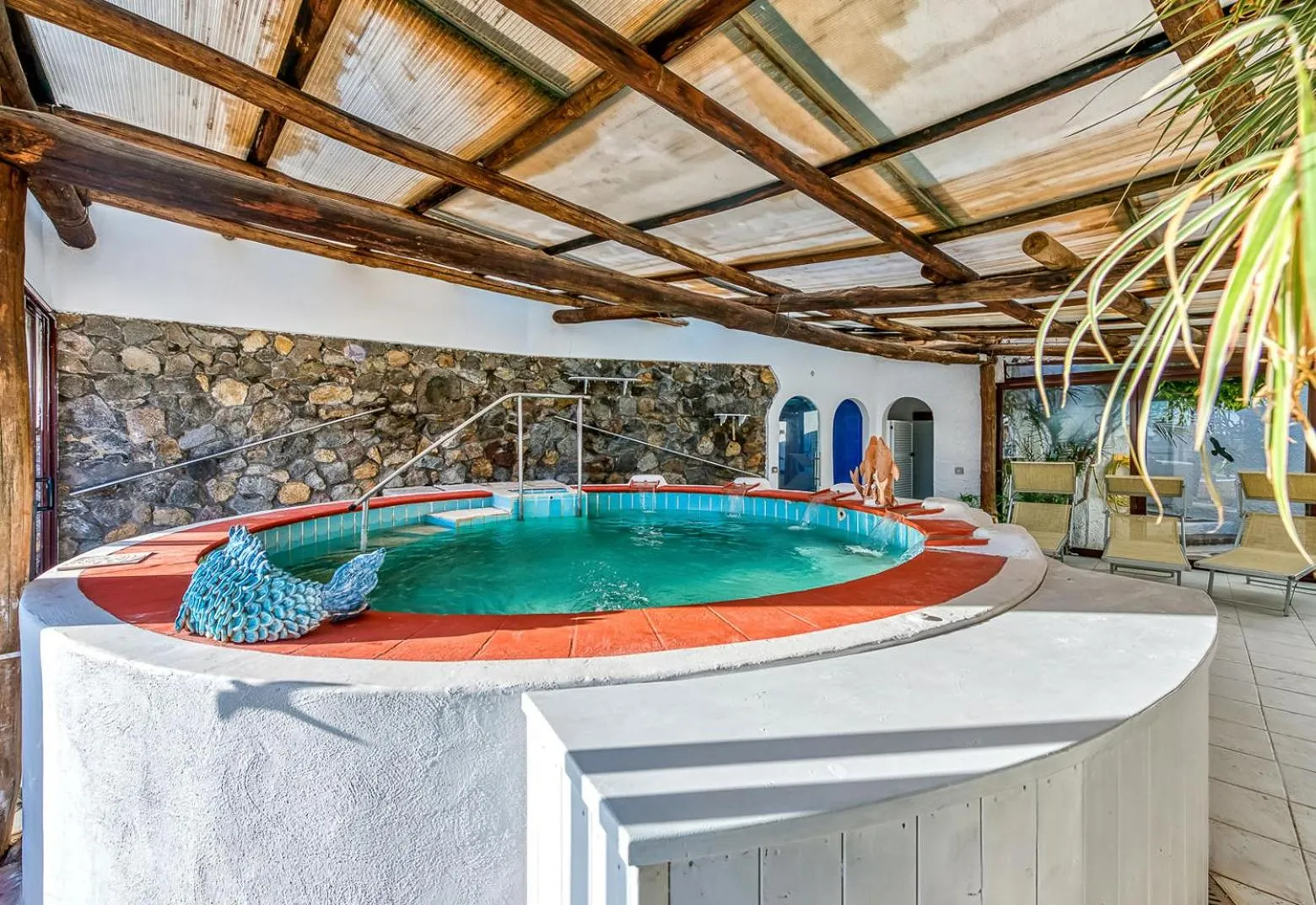 Hot Spring Bath in Villa Ravino Secret Retreat