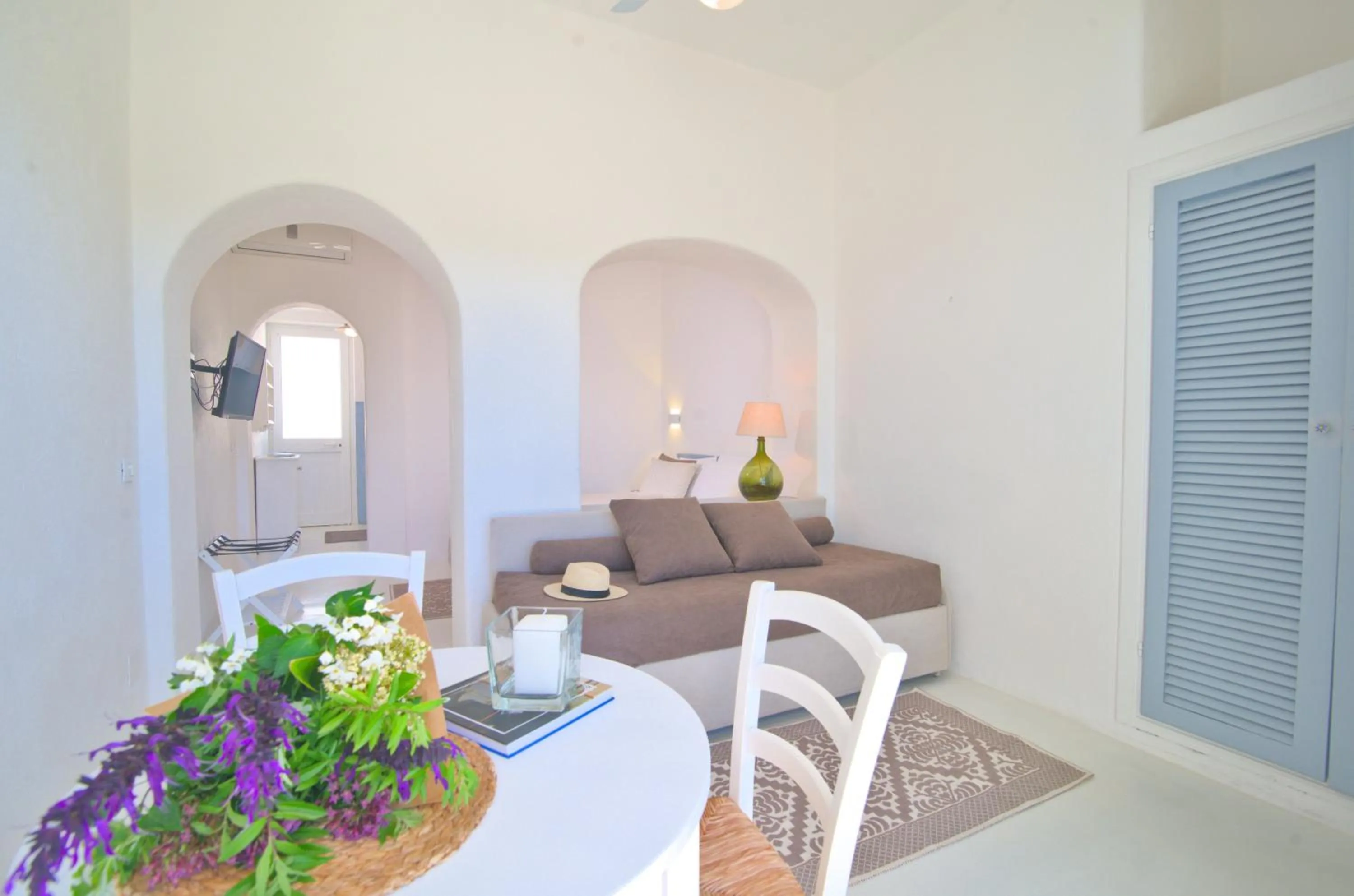 Photo of the whole room in Villa Ravino Secret Retreat