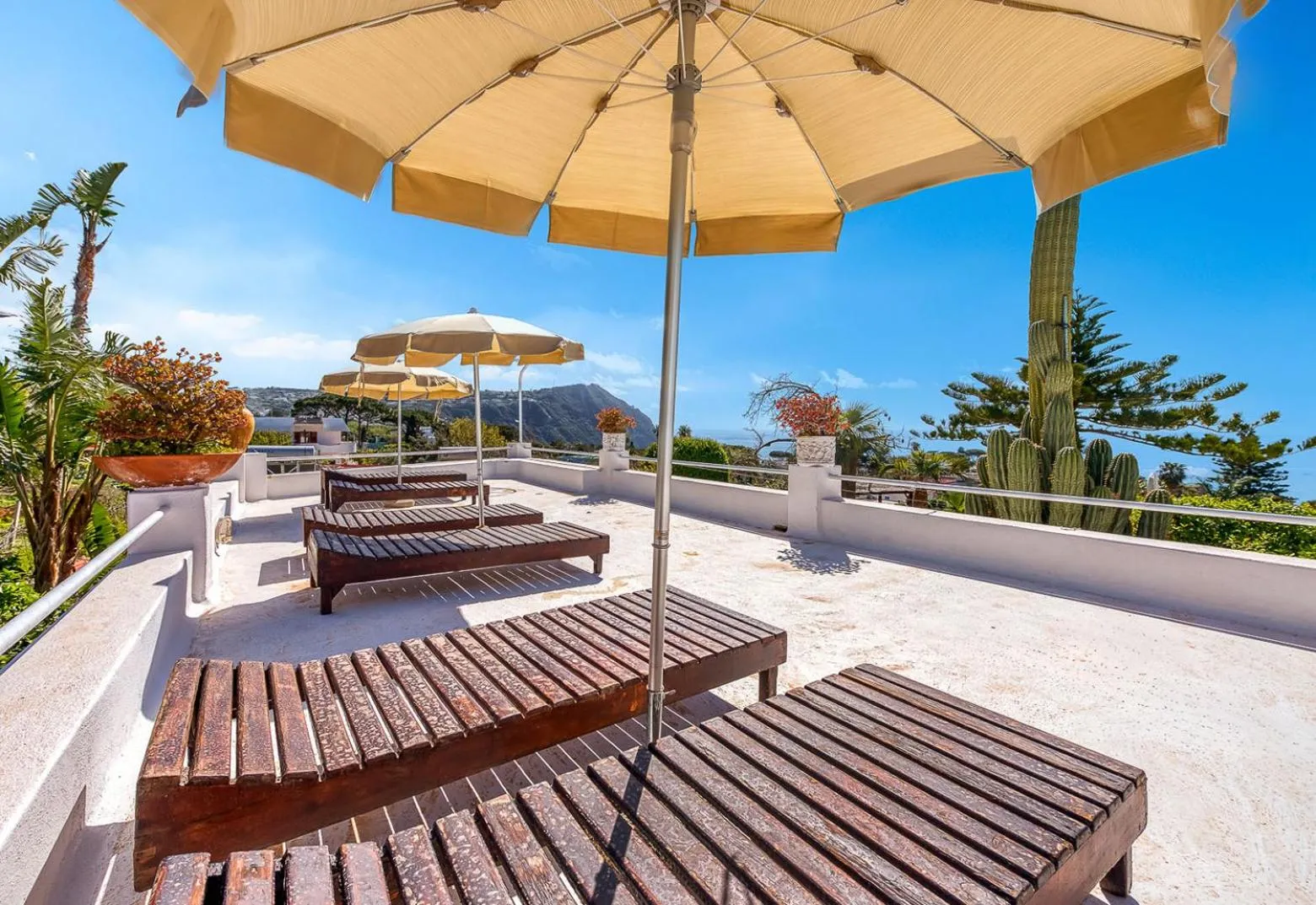 Day in Villa Ravino Secret Retreat