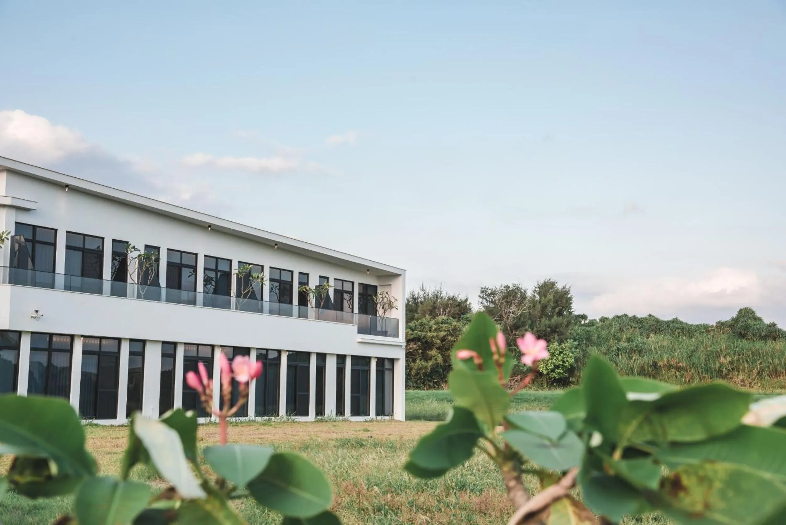 Property building in Cloud 9 Panorama