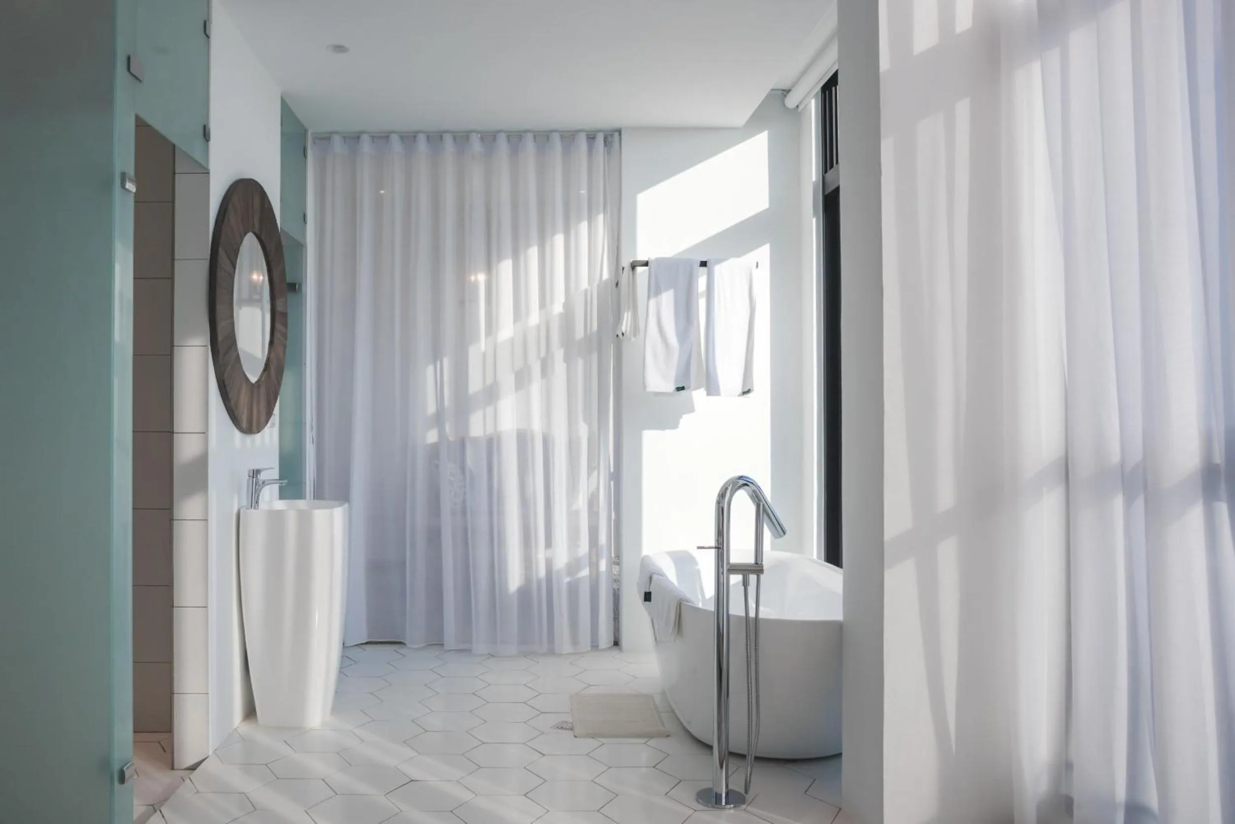 Bathroom in Cloud 9 Panorama